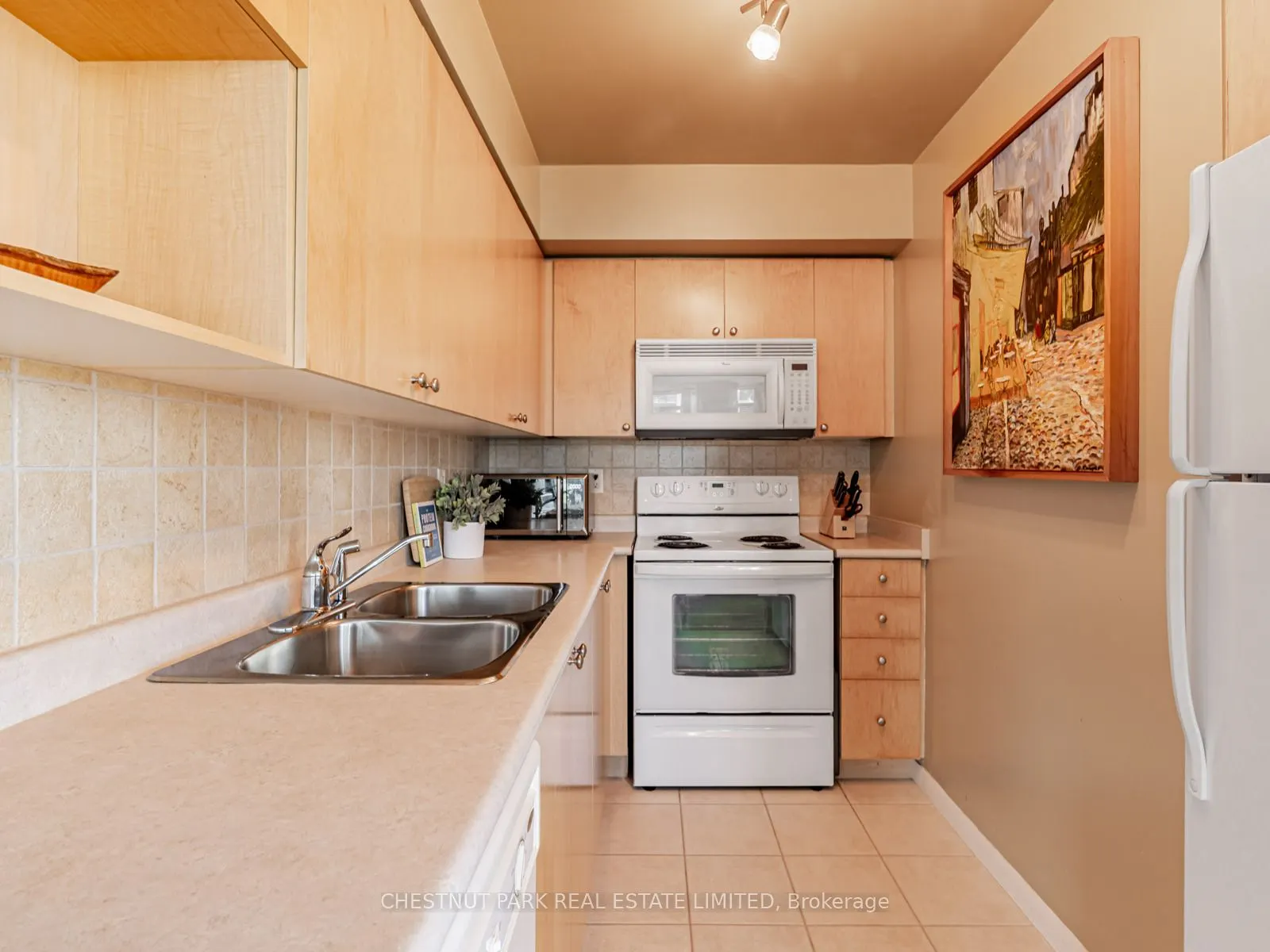 18 Yonge Street, #2211