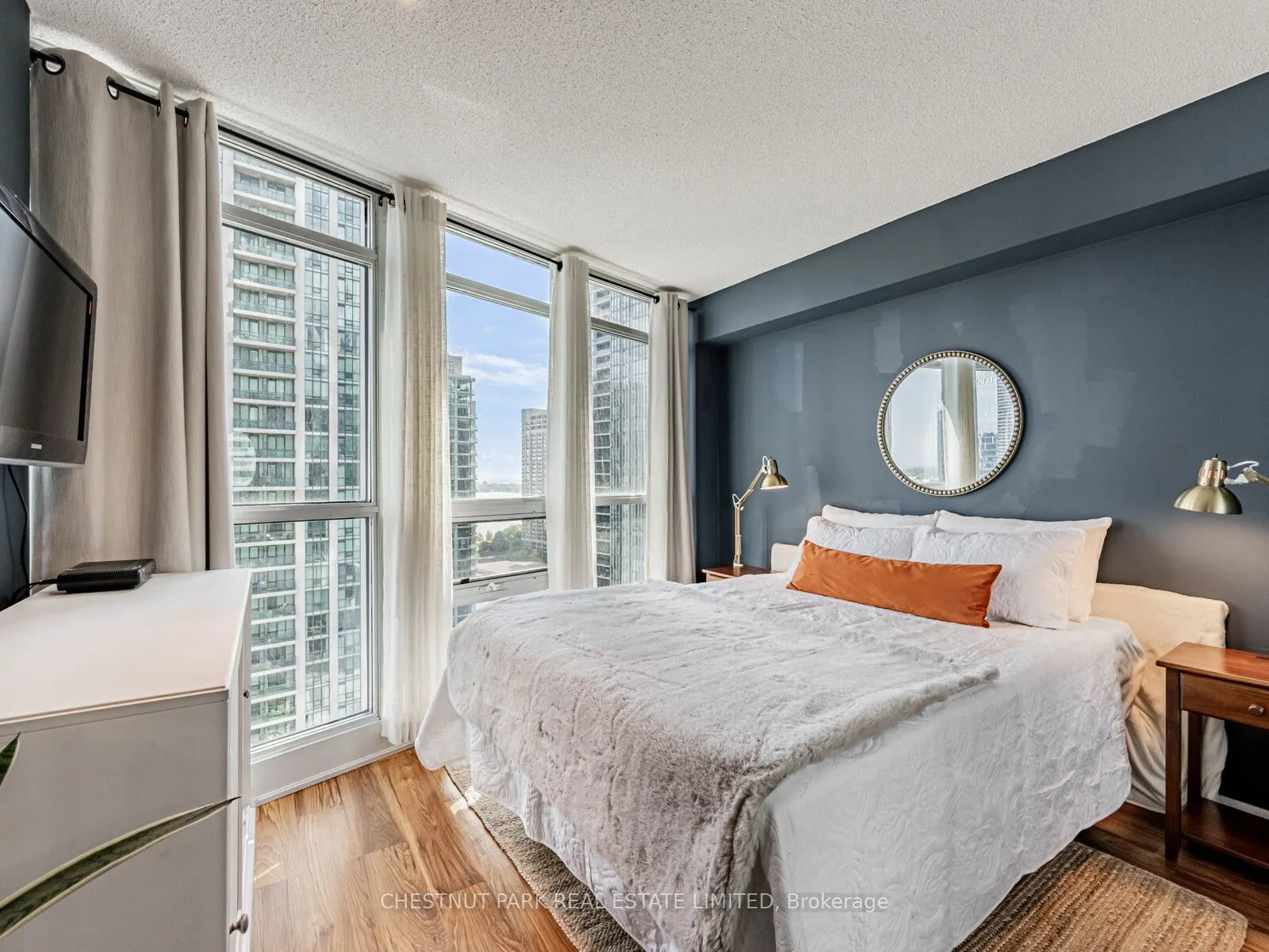 18 Yonge Street, #2211