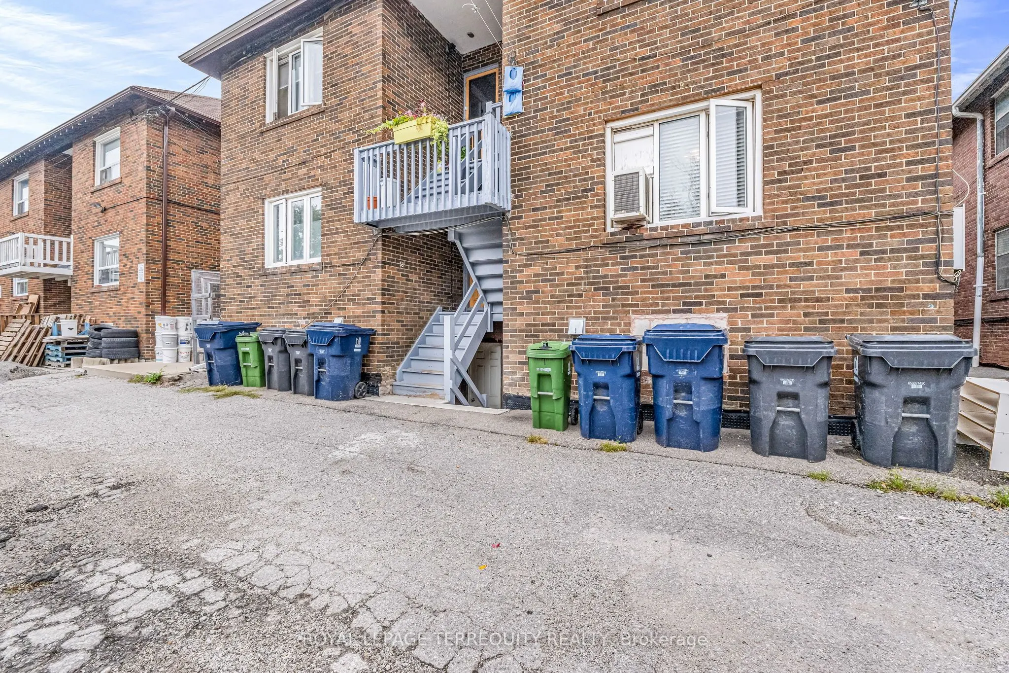 51 Claxton Boulevard