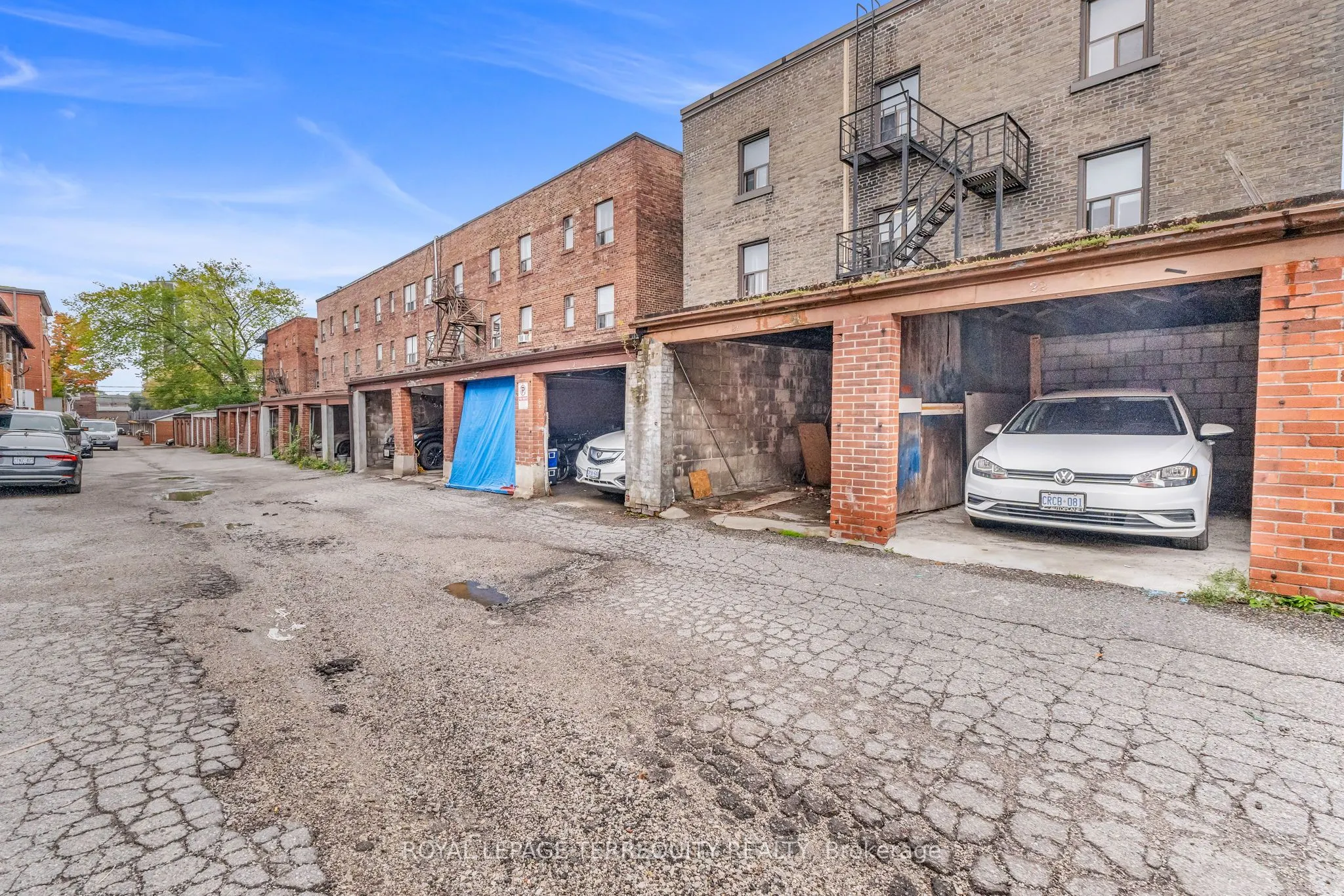 51 Claxton Boulevard