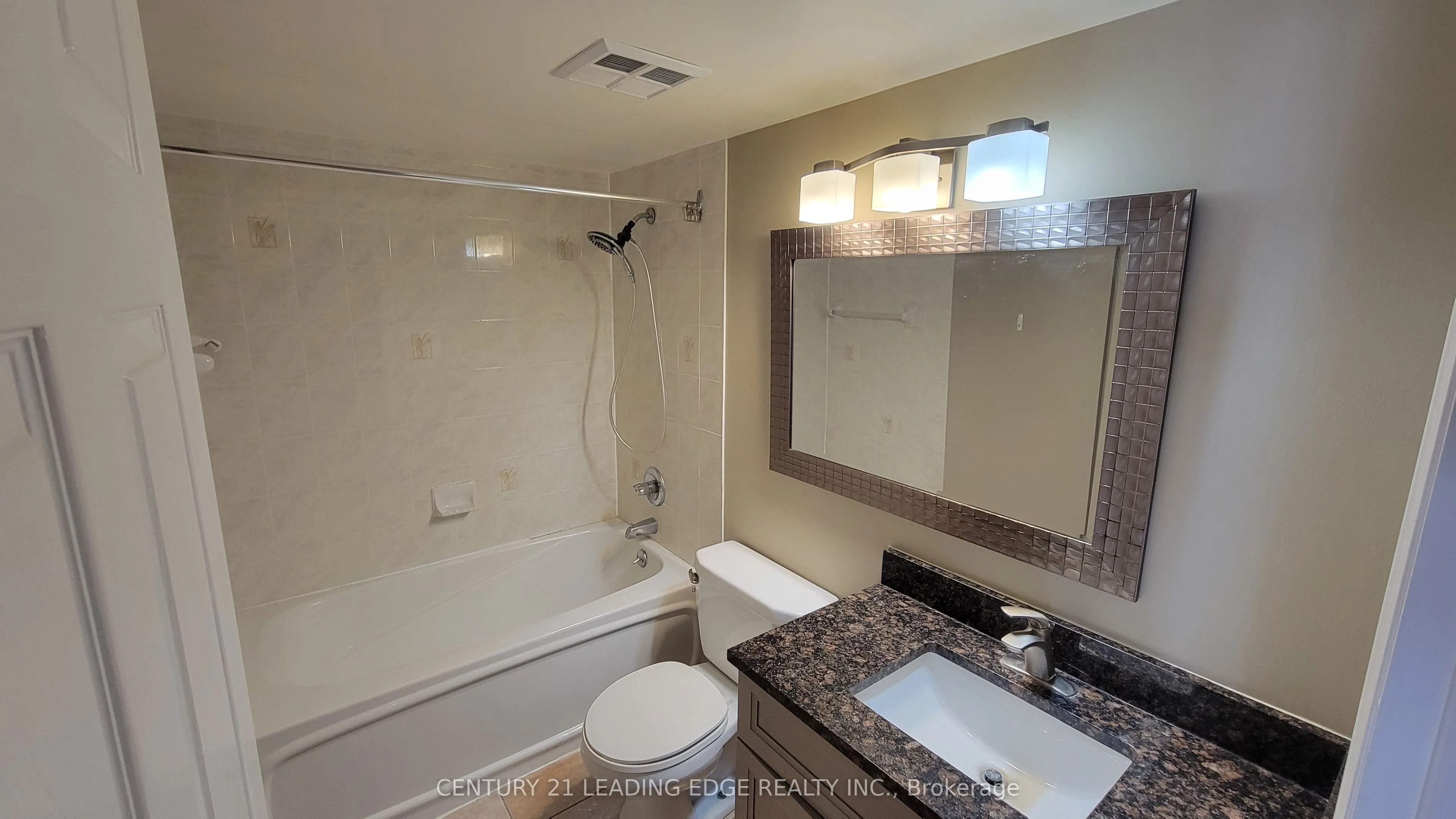 887 Bay Street, #1002