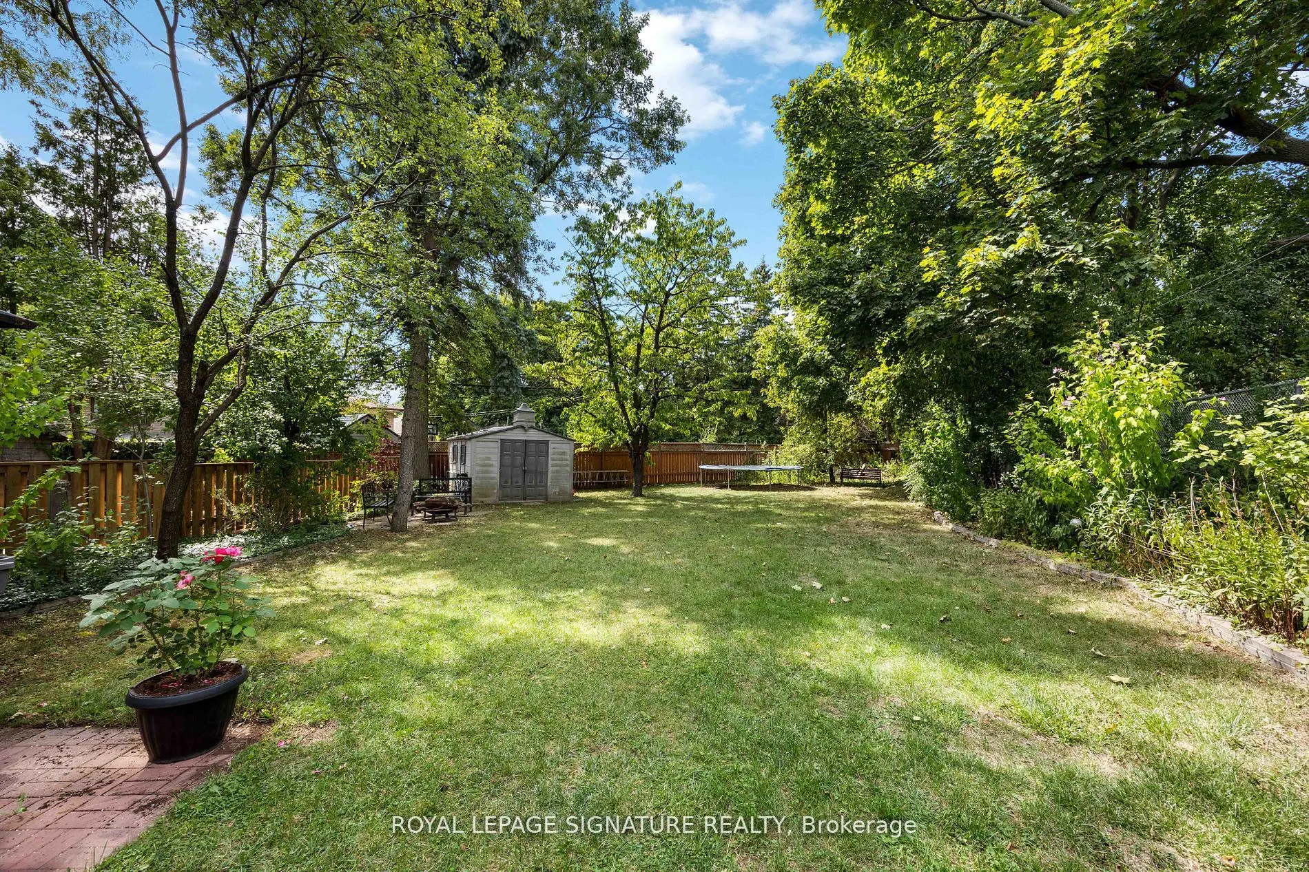 104 Billington Crescent