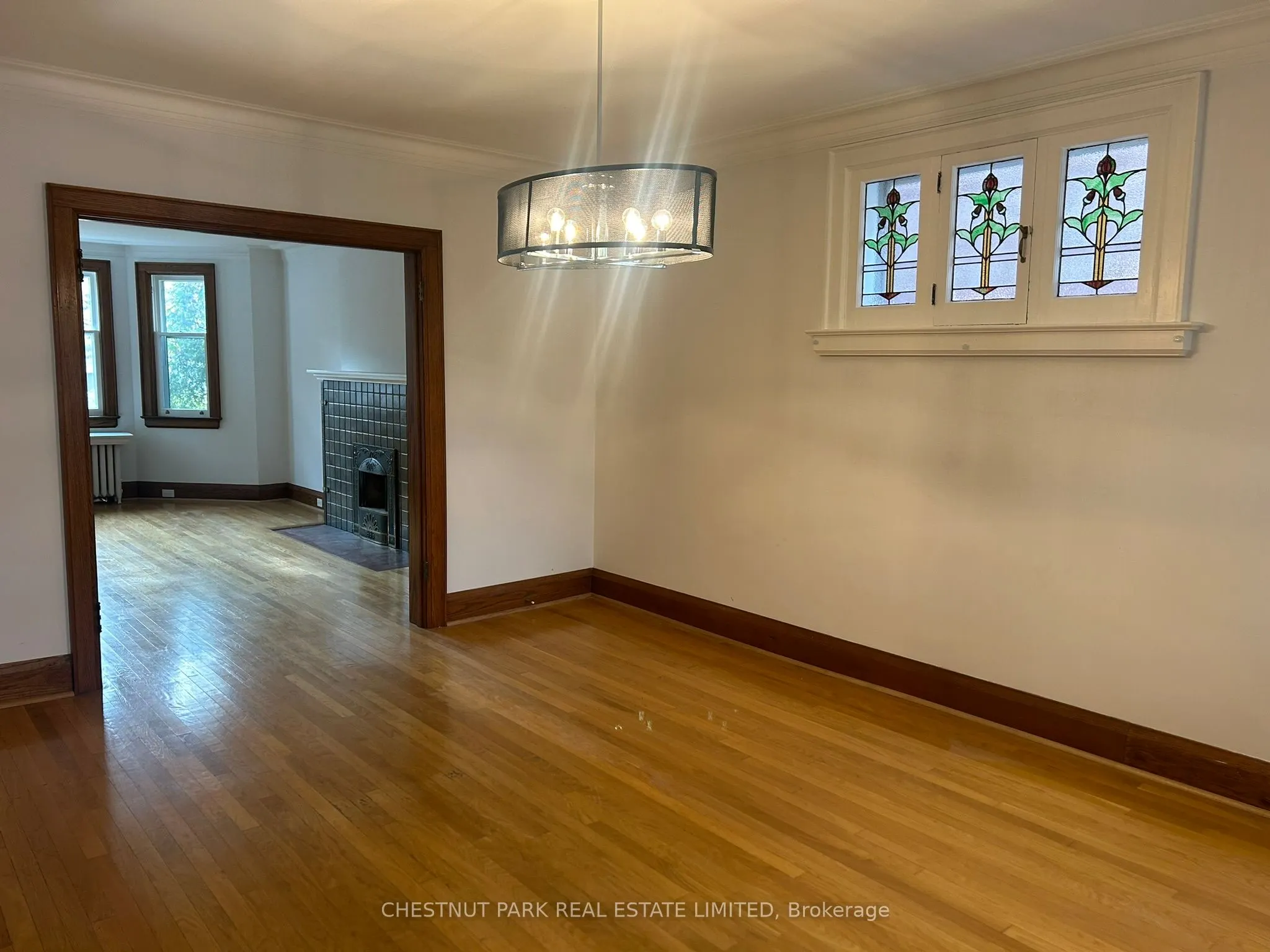 60 Heath Street W