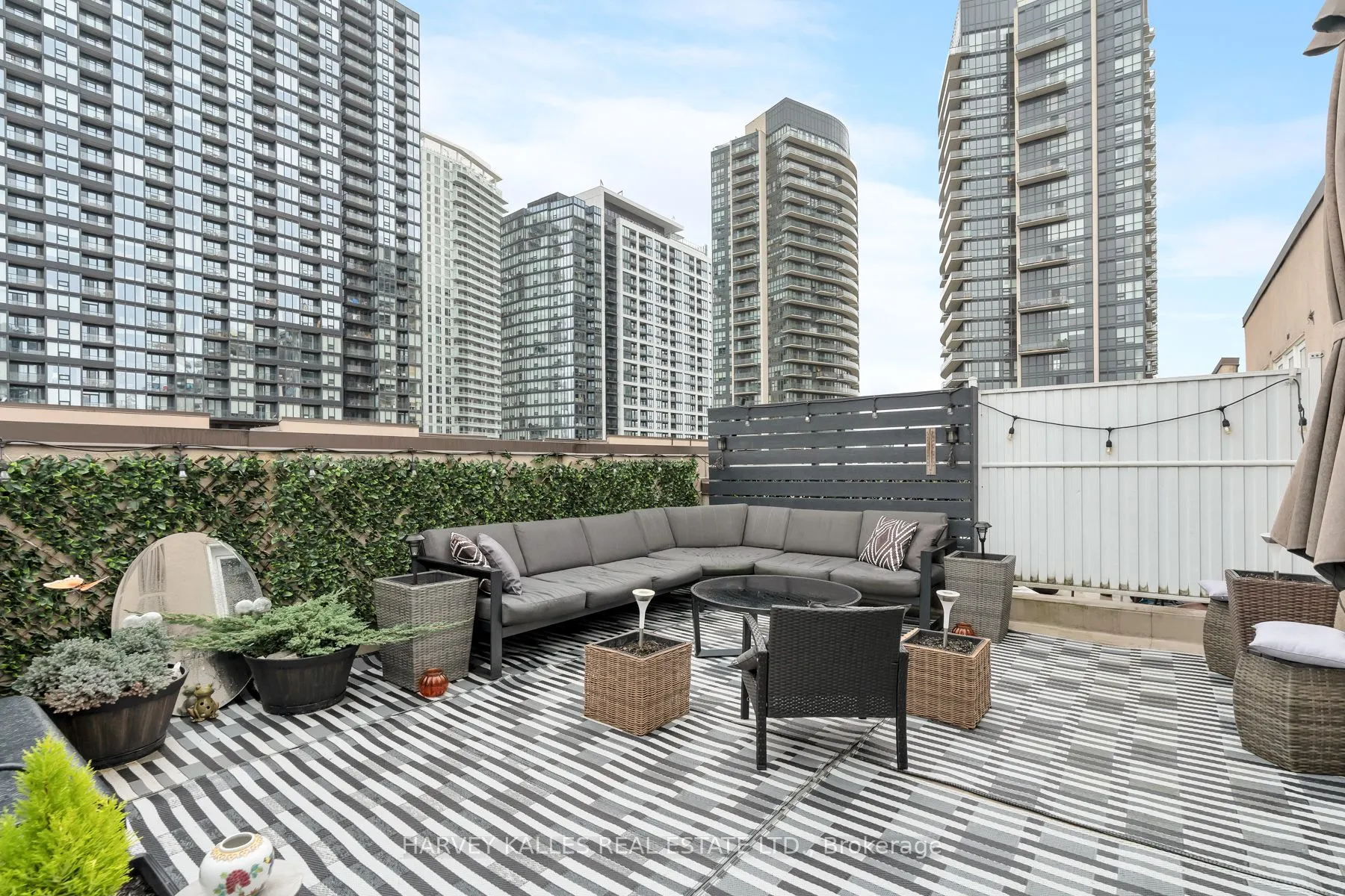 34 Western Battery Road, #413