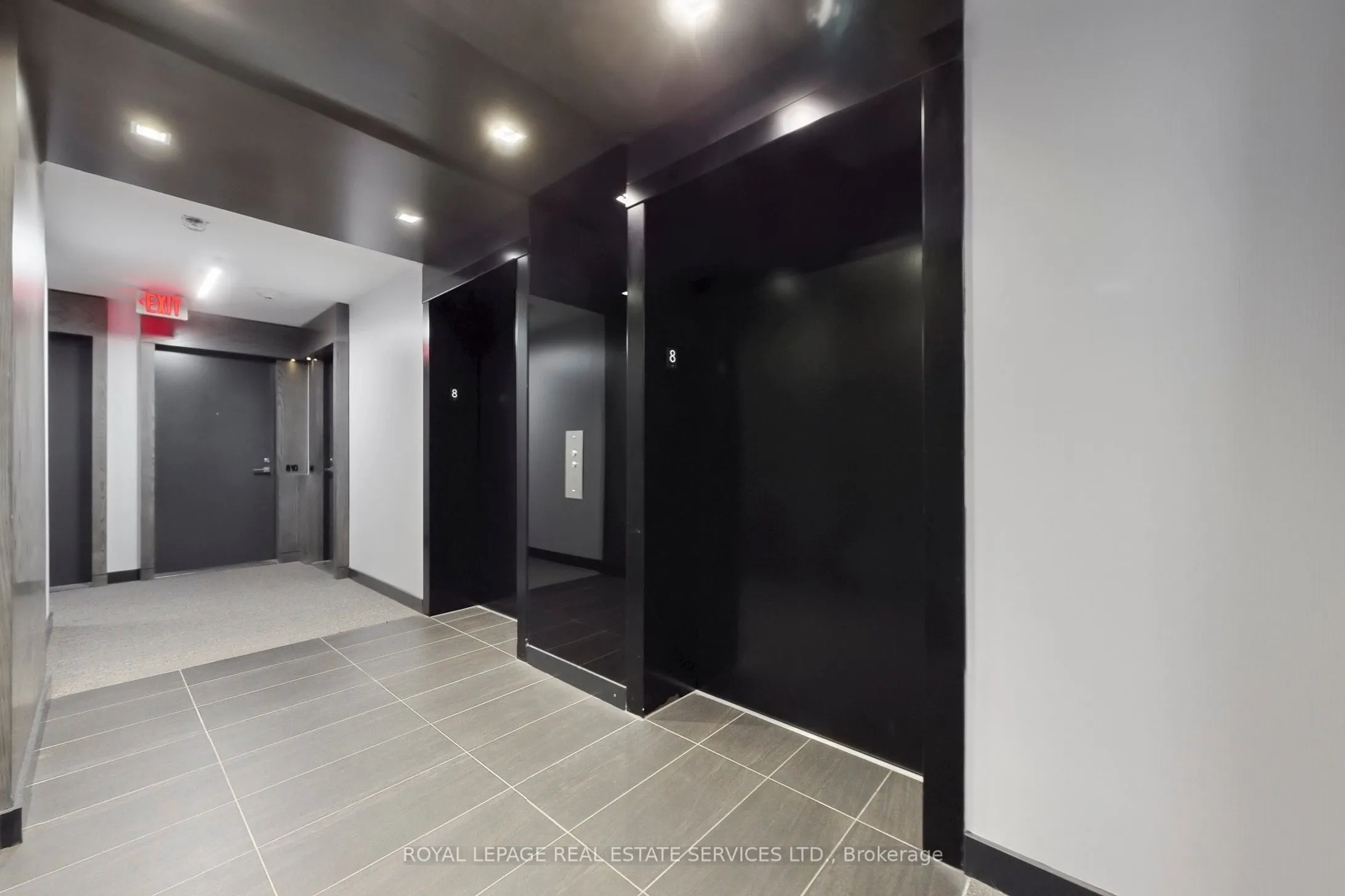 15 Beverley Street, #803