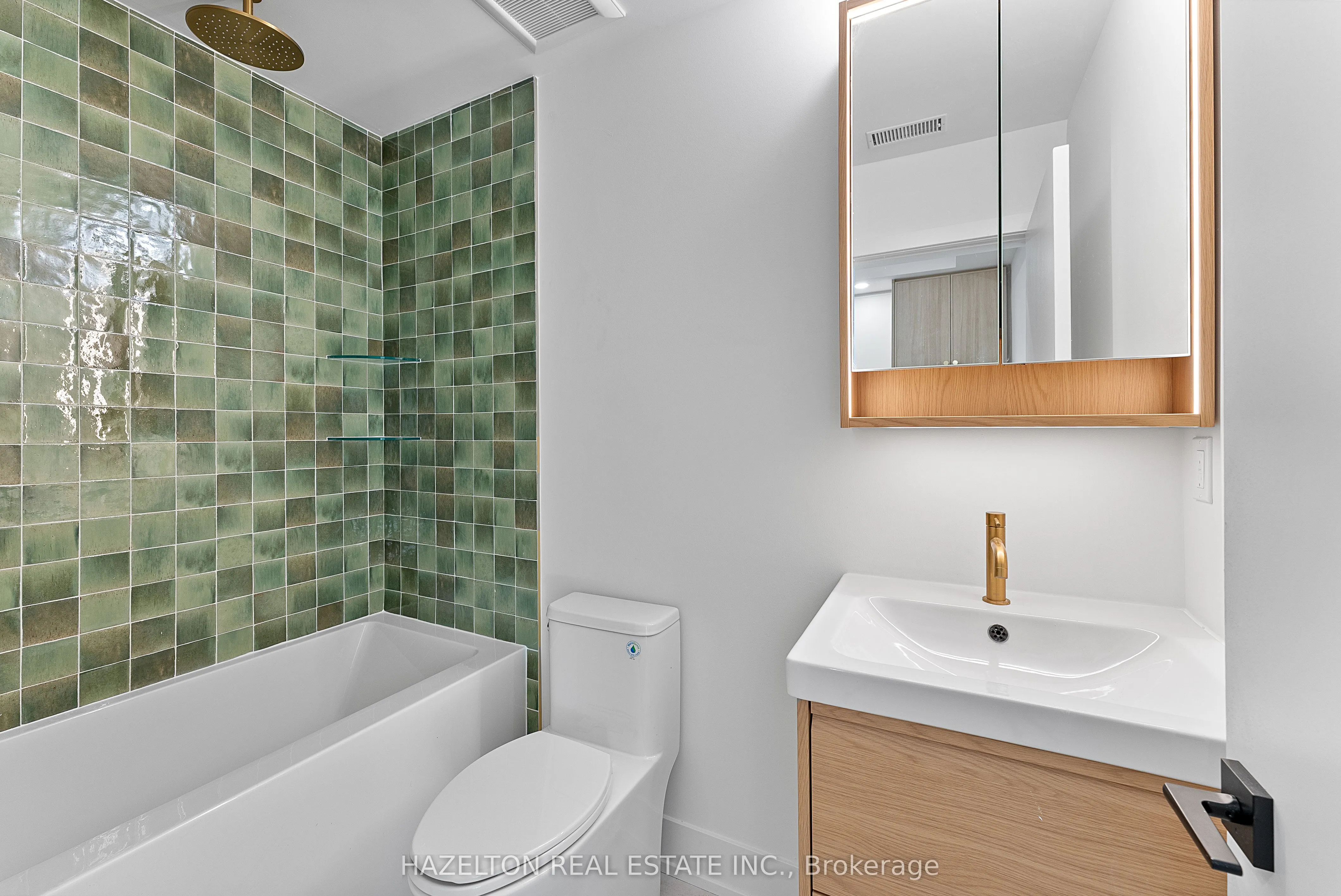 127 Northcote Avenue, #4