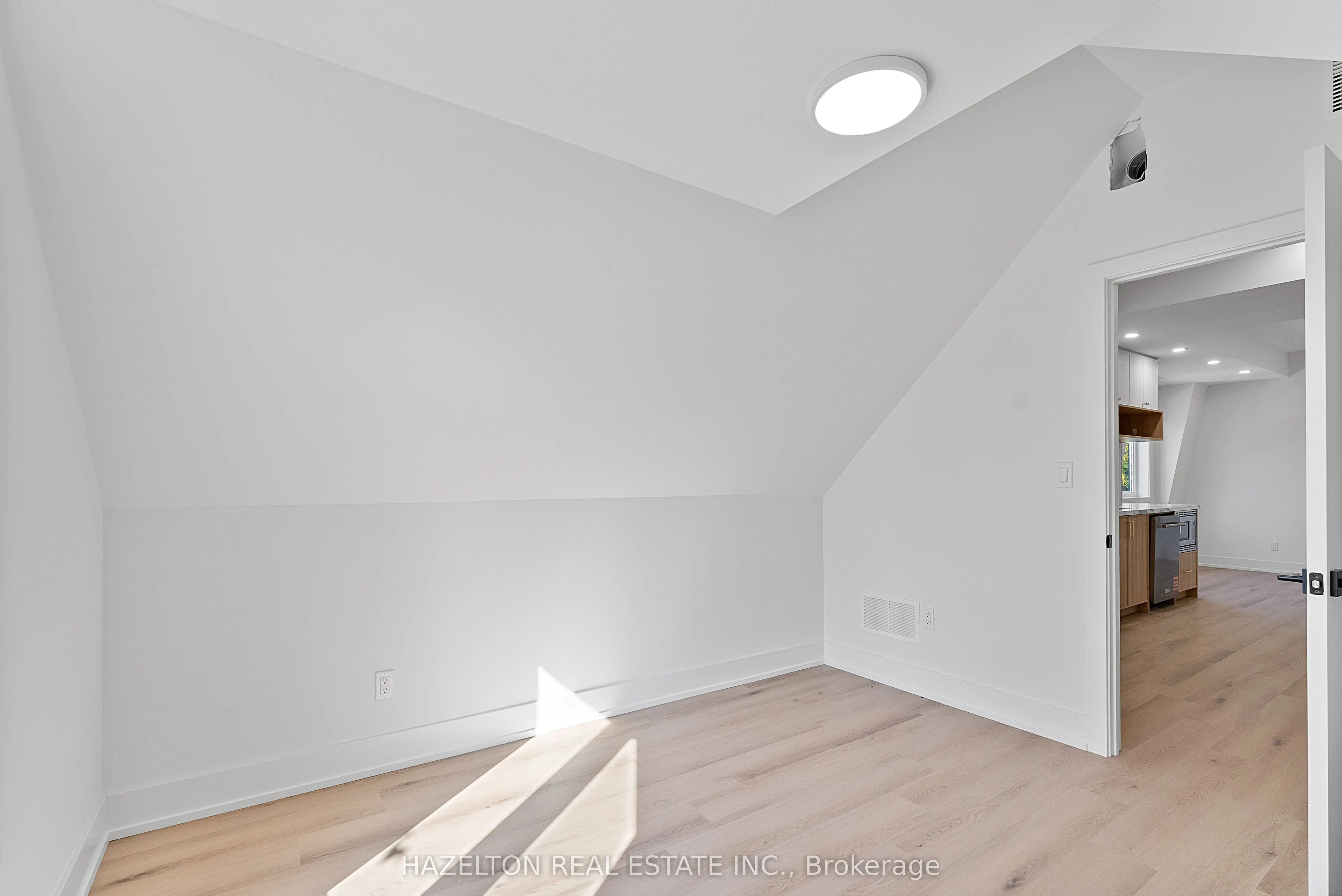 127 Northcote Avenue, #4