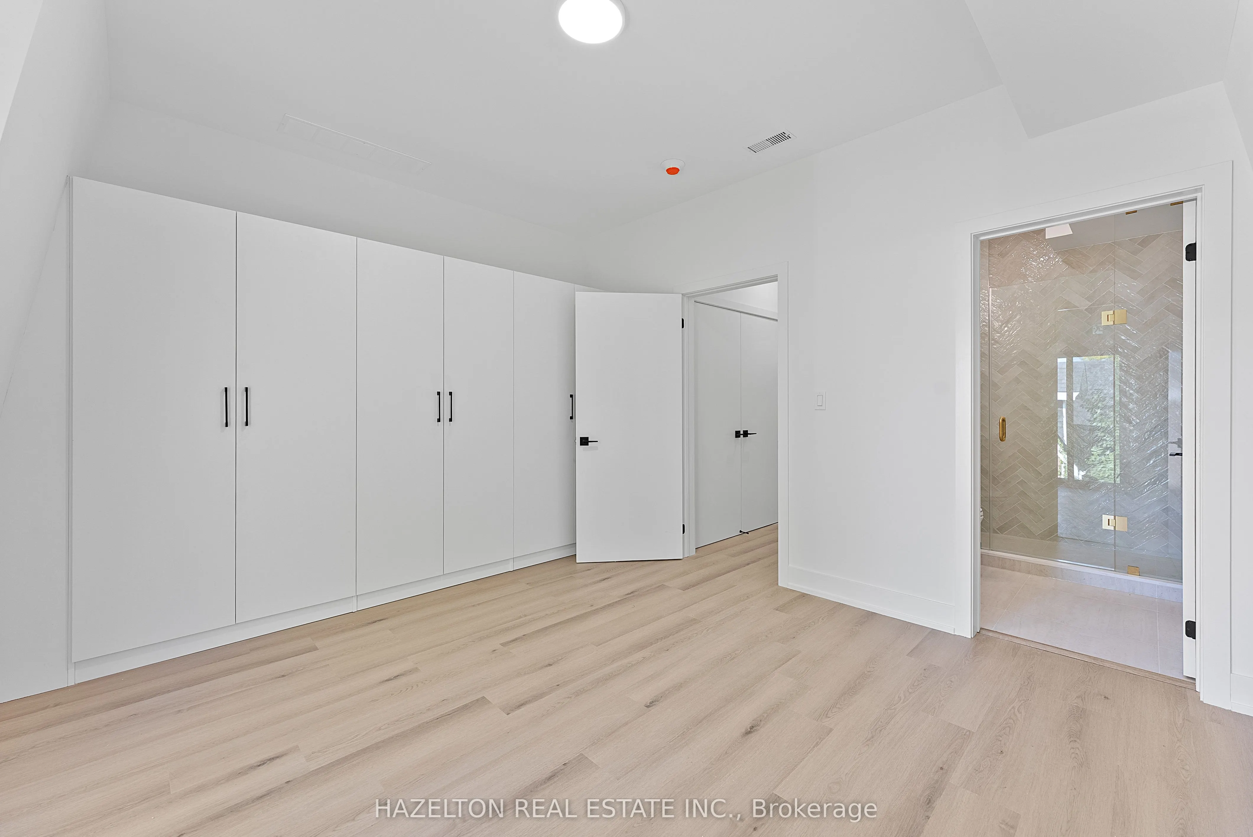 127 Northcote Avenue, #4
