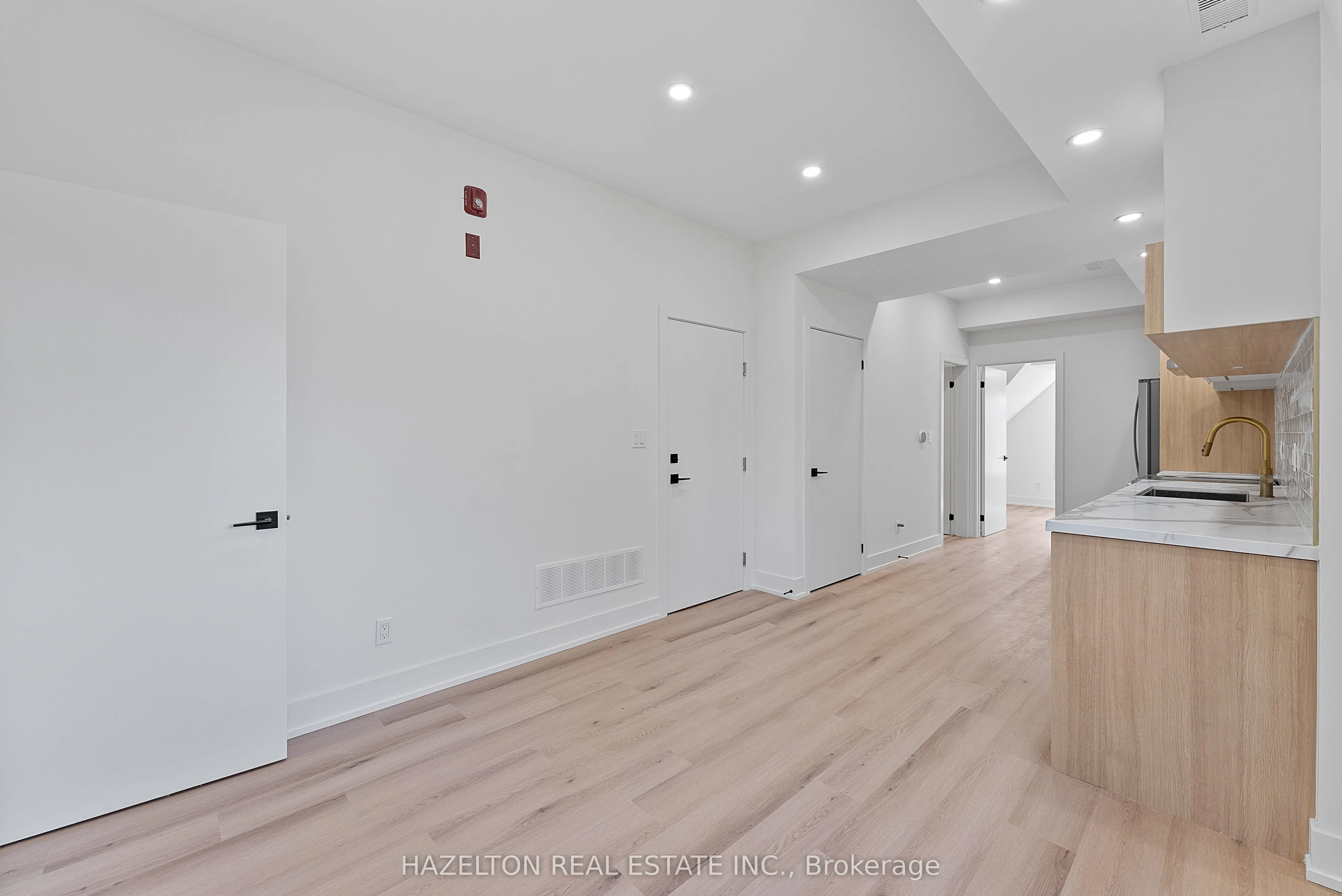 127 Northcote Avenue, #4