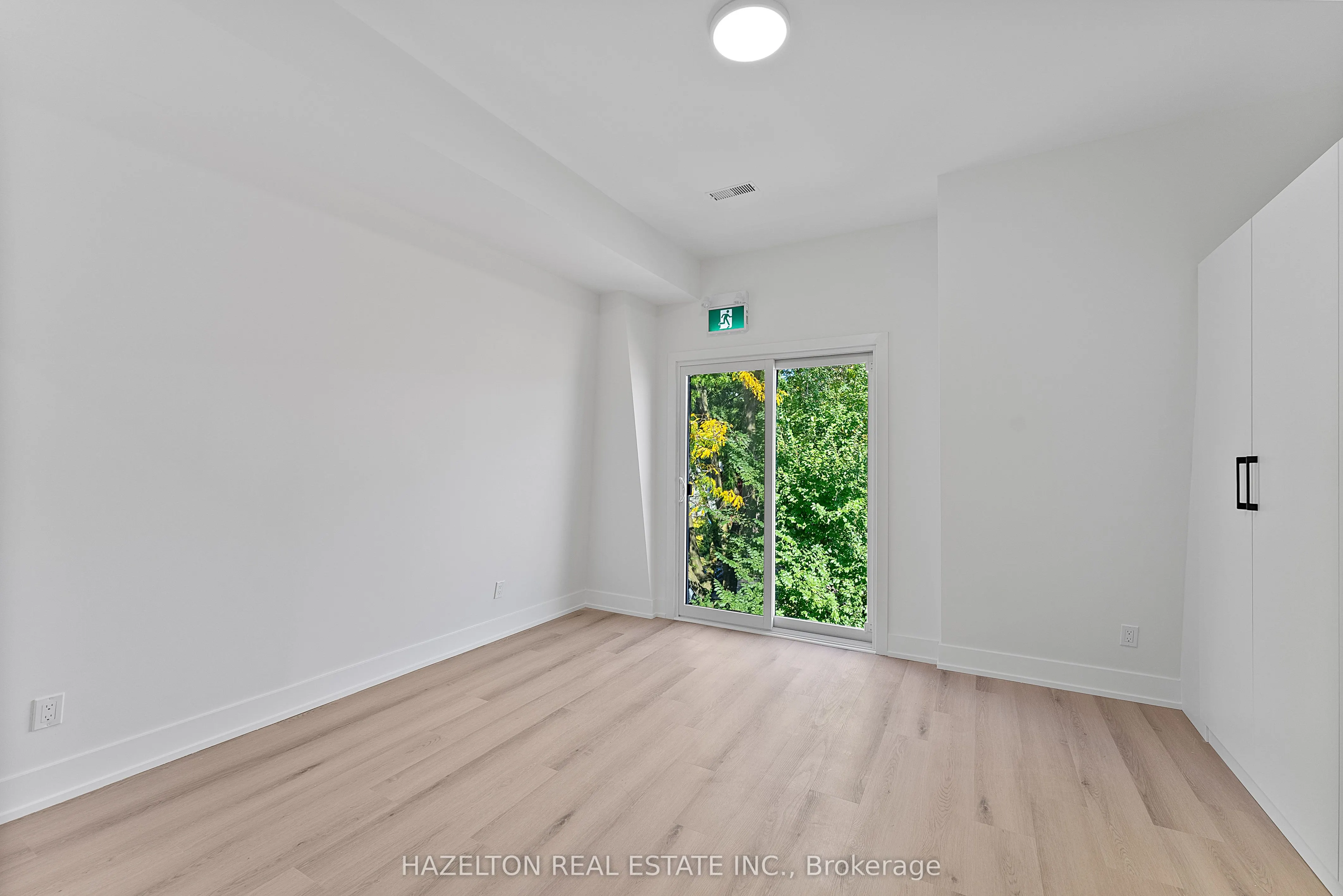 127 Northcote Avenue, #4