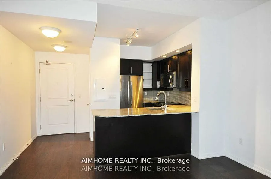 75 Ease Liberty Street, #1719