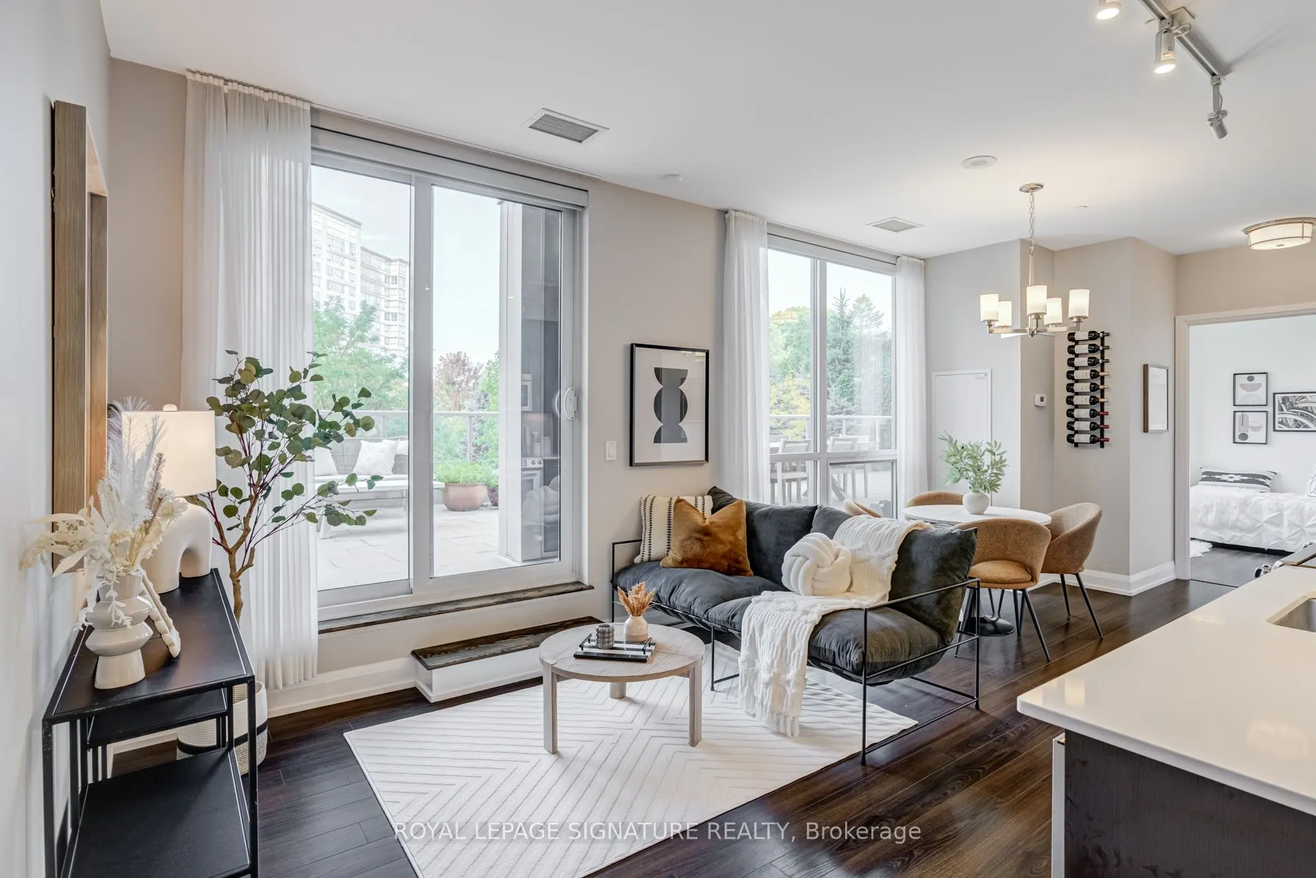 18 Graydon Hall Drive, #205