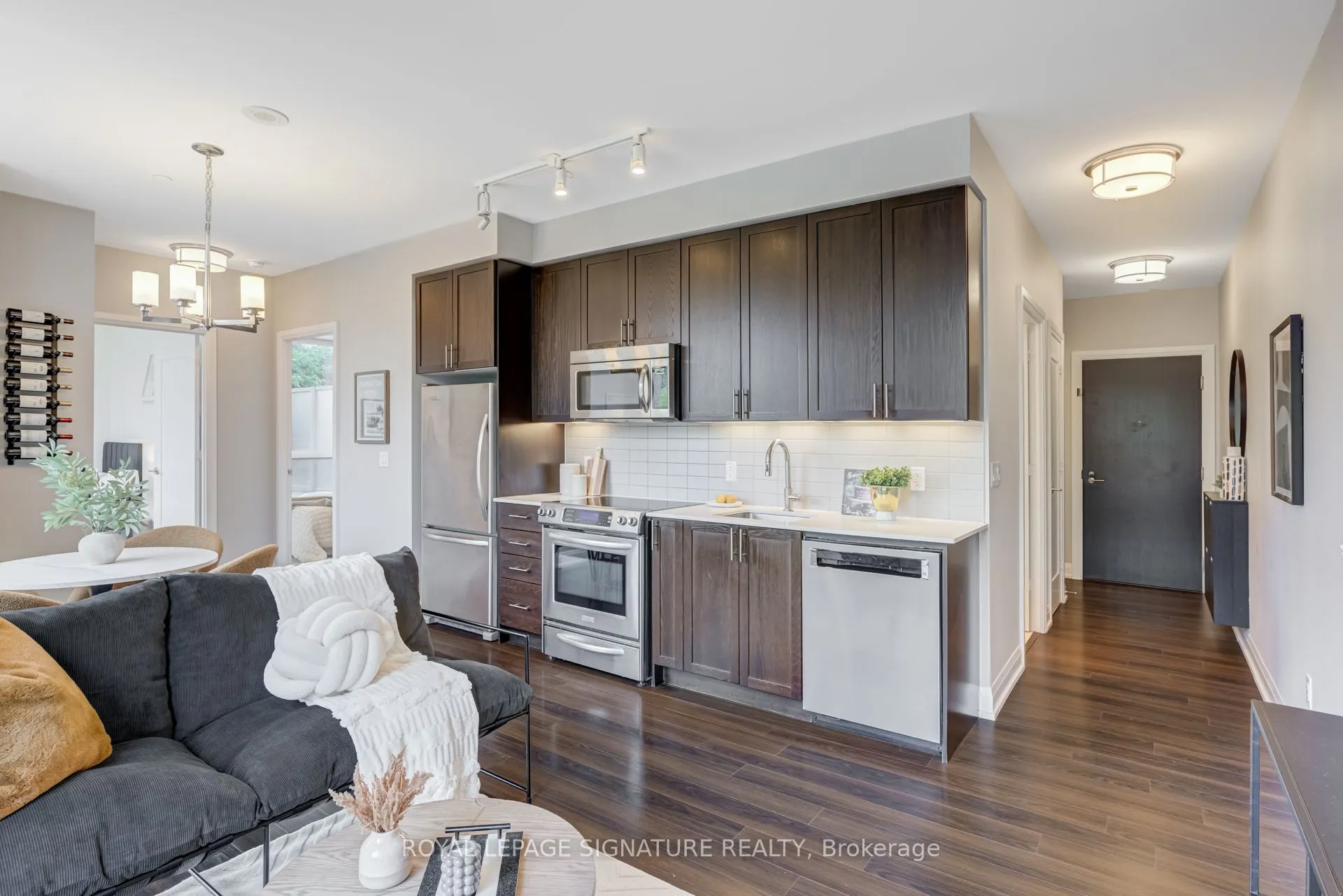 18 Graydon Hall Drive, #205