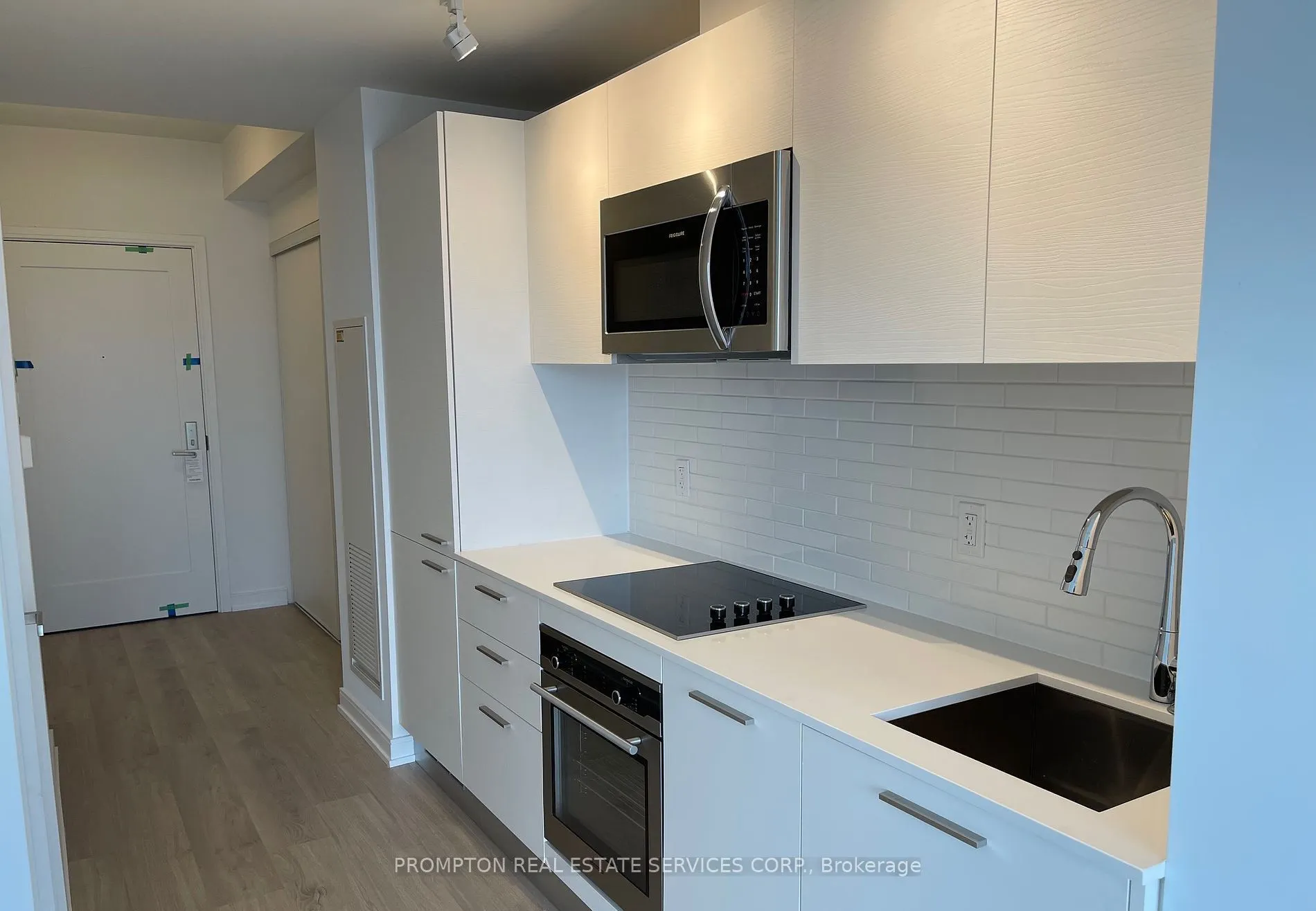 3 Gloucester Street, #2805