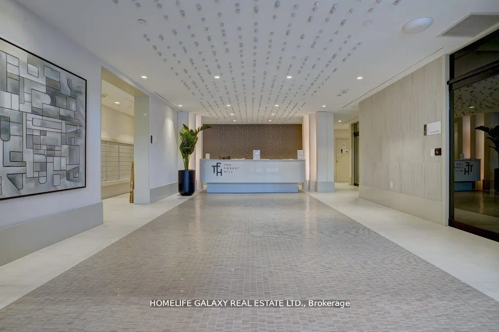 2020 Bathurst Street, #307