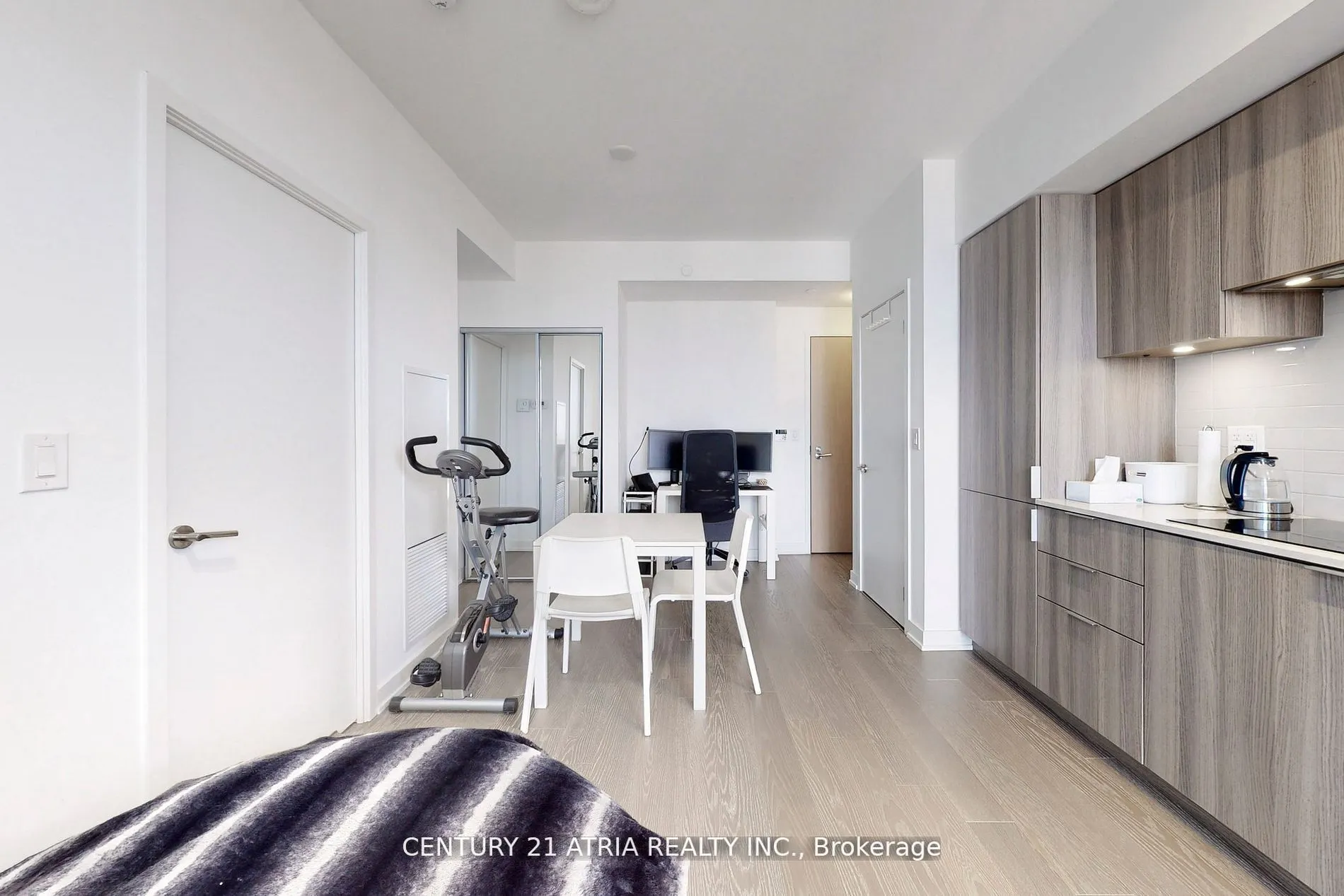 11 Wellesley Street W, #5213