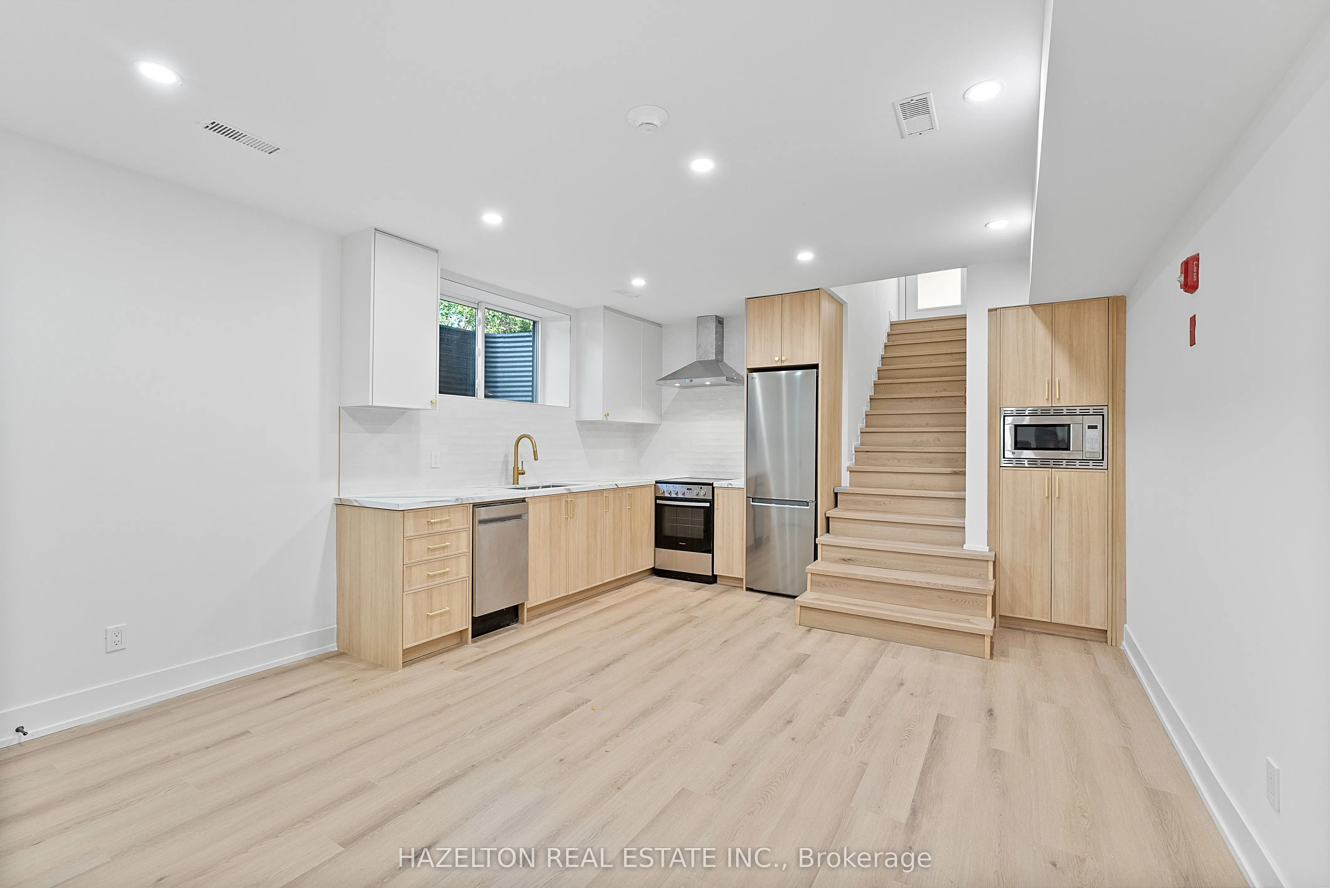 127 Northcote Avenue, #1