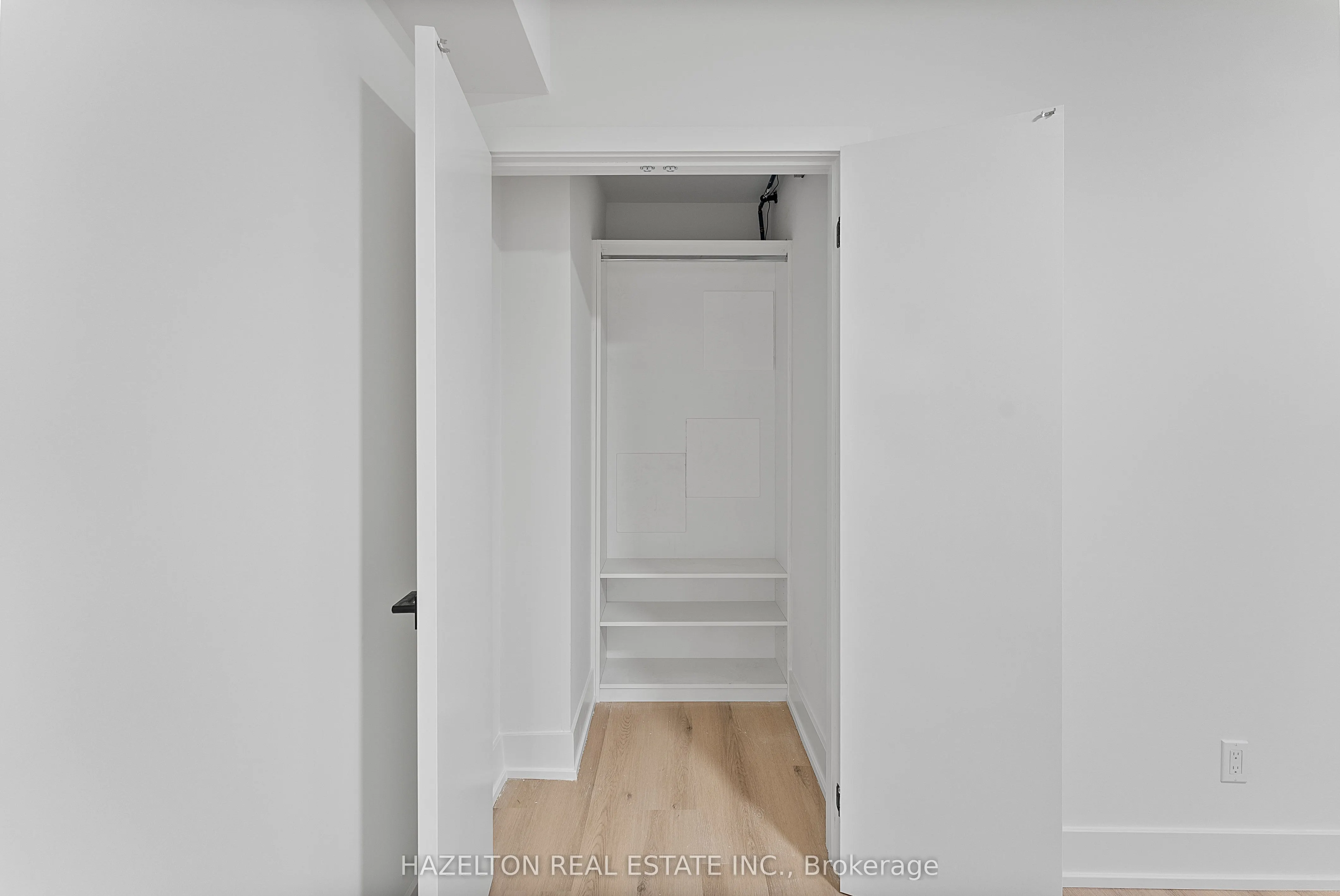 127 Northcote Avenue, #1