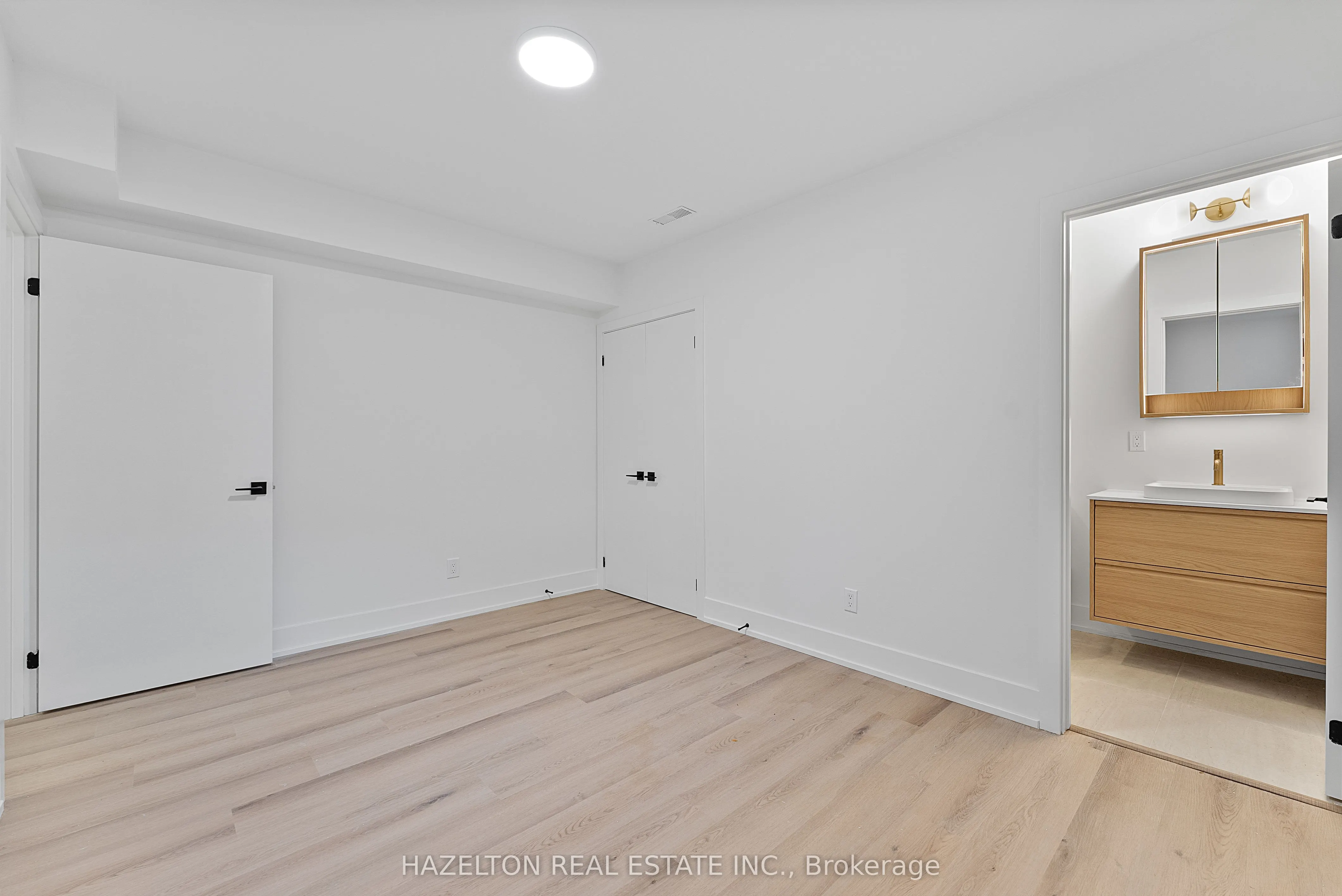 127 Northcote Avenue, #1