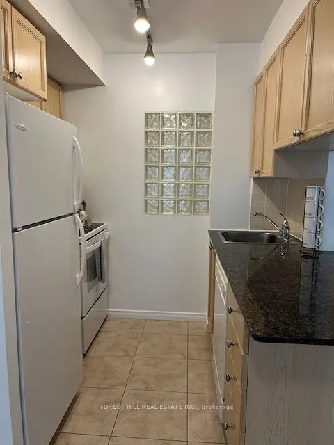 925 Bay Street, #505