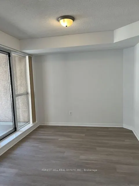 925 Bay Street, #807