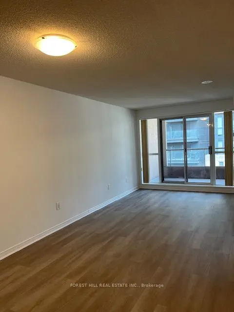 925 Bay Street, #807