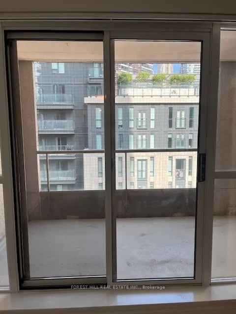 925 Bay Street, #807