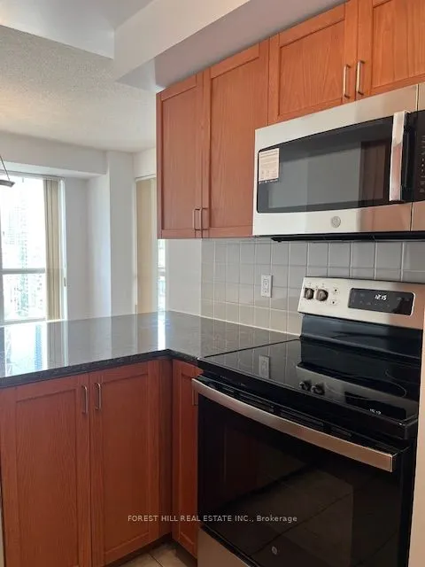 925 Bay Street, #2506