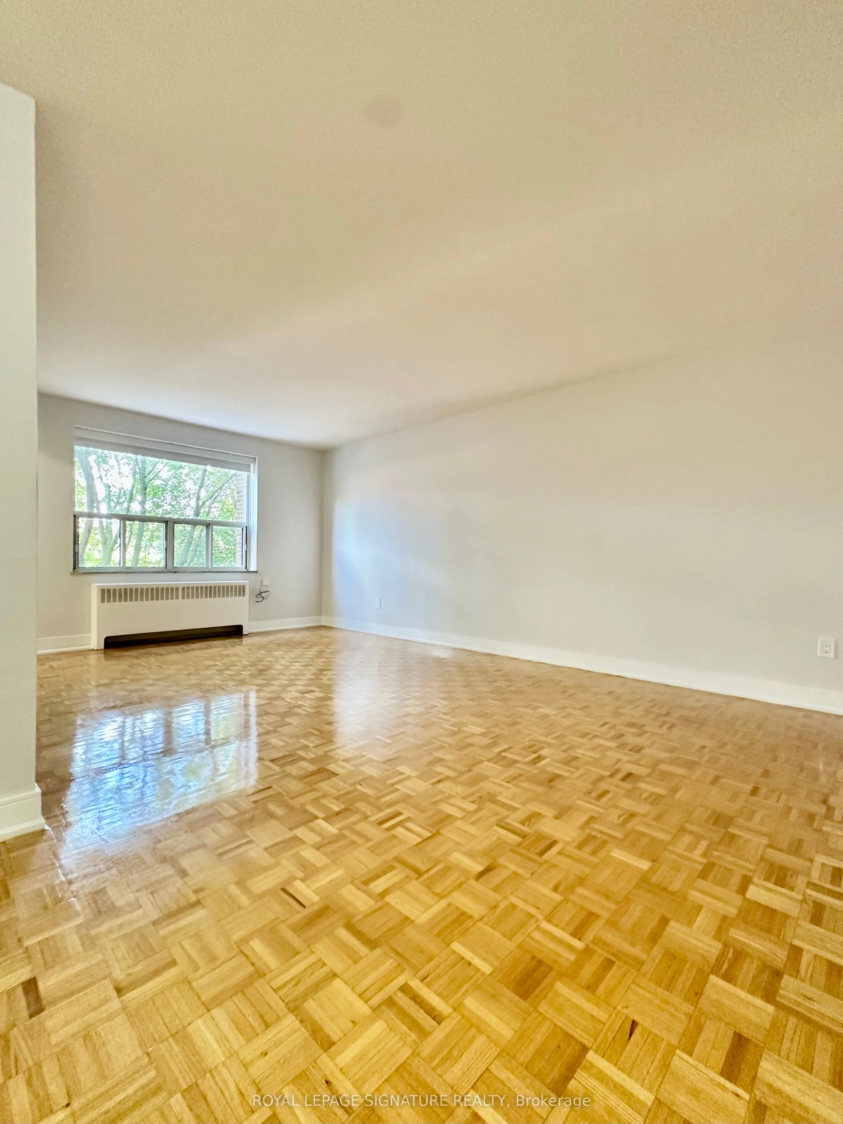 1291 Bayview Avenue, #309