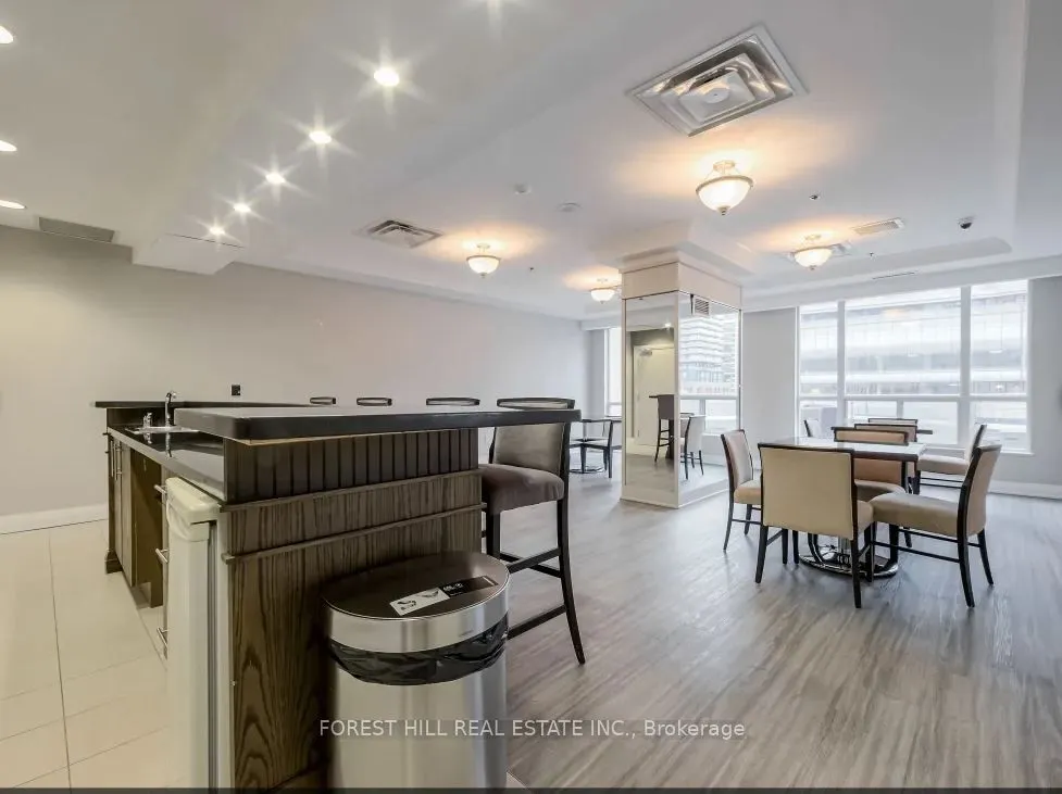 925 Bay Street, #3106