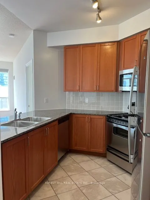 925 Bay Street, #3106