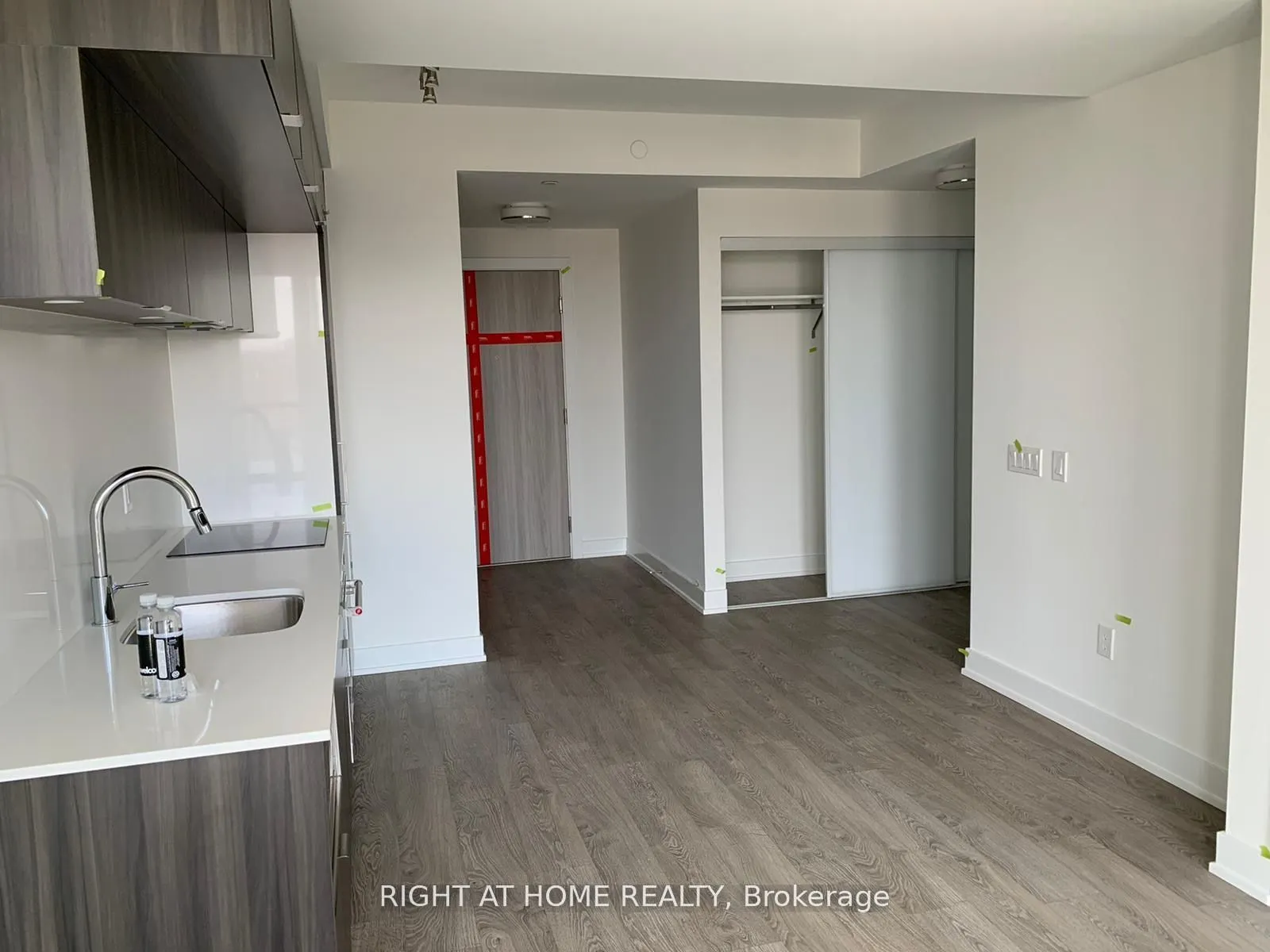 80 Vanauley Street, #1101