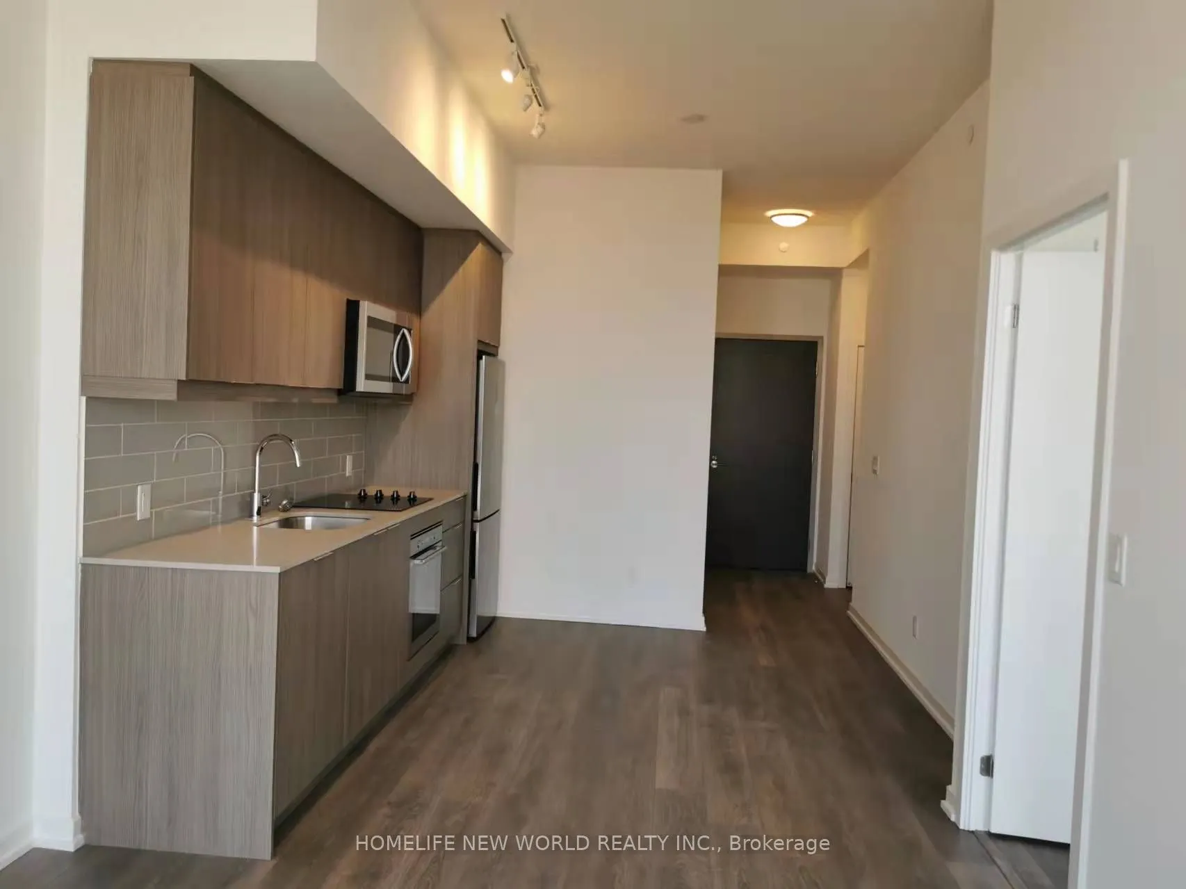 32 Forest Manor Road, #3006