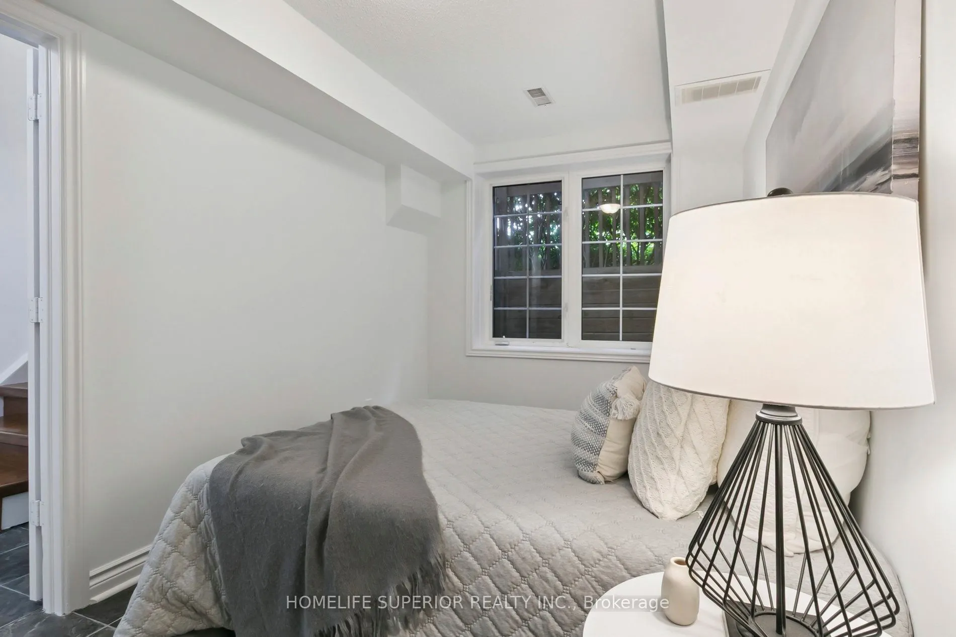 122 Strachan Avenue, #1