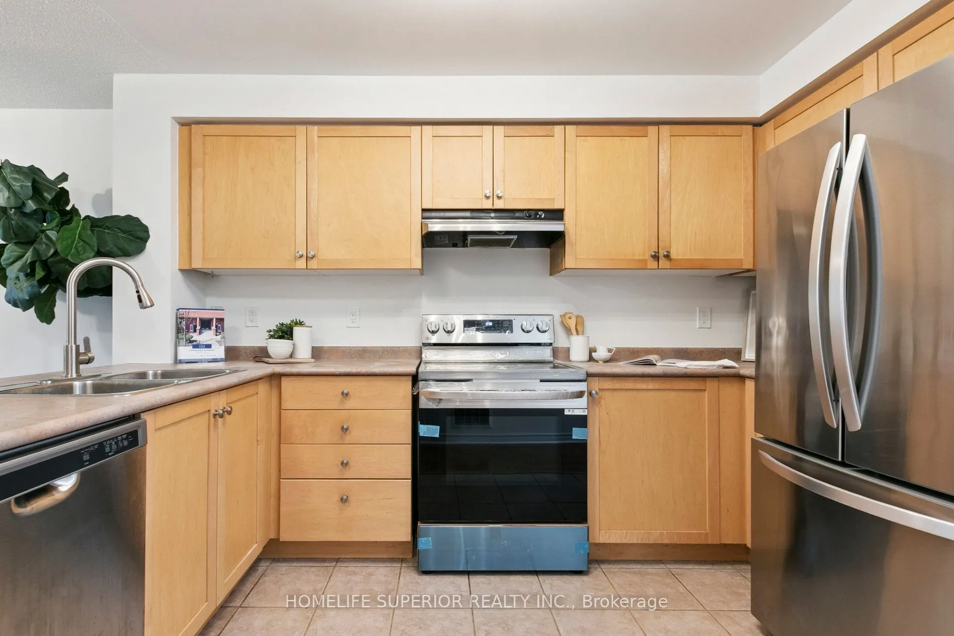 122 Strachan Avenue, #1