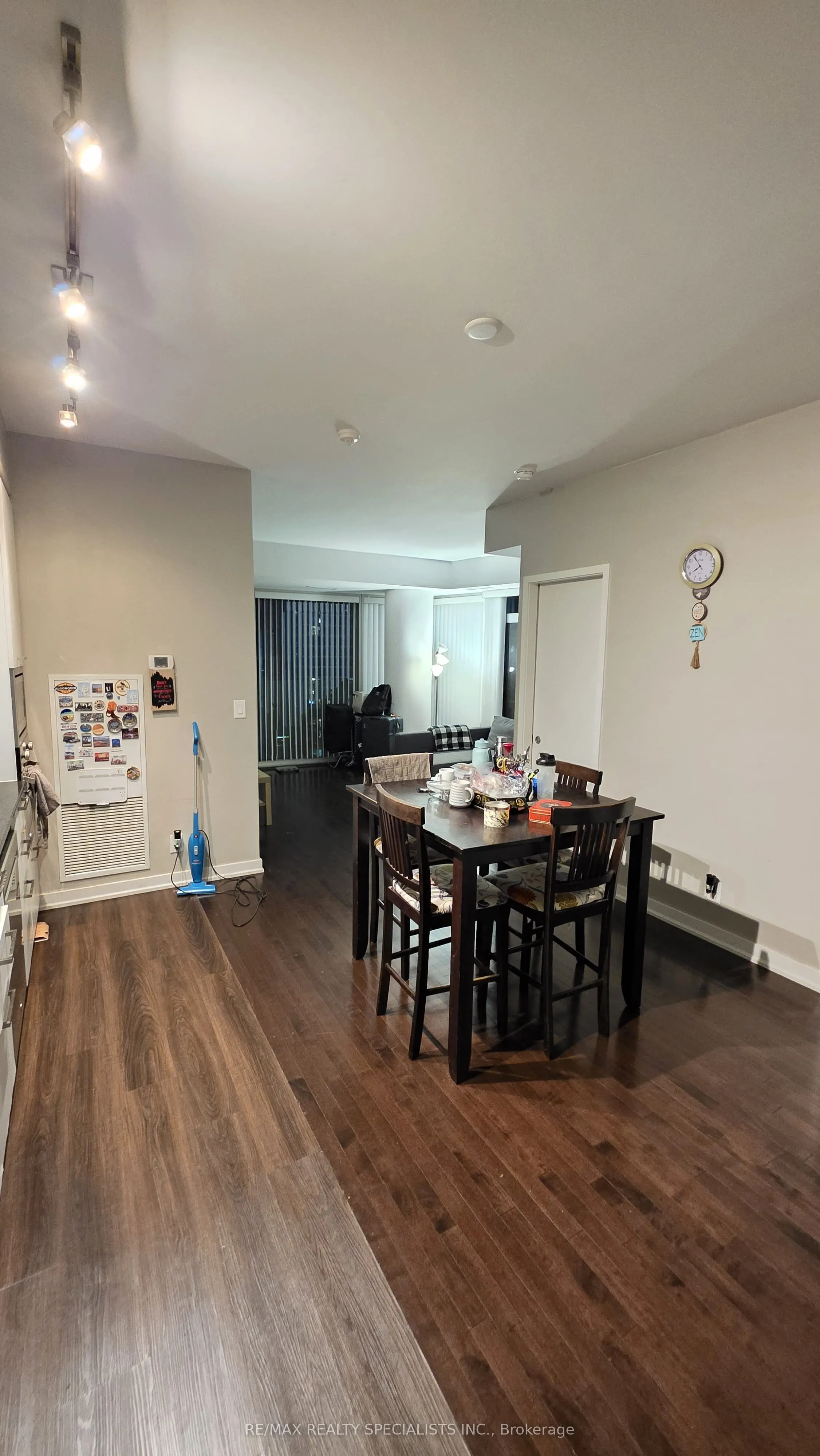 12 YORK Street, #1704