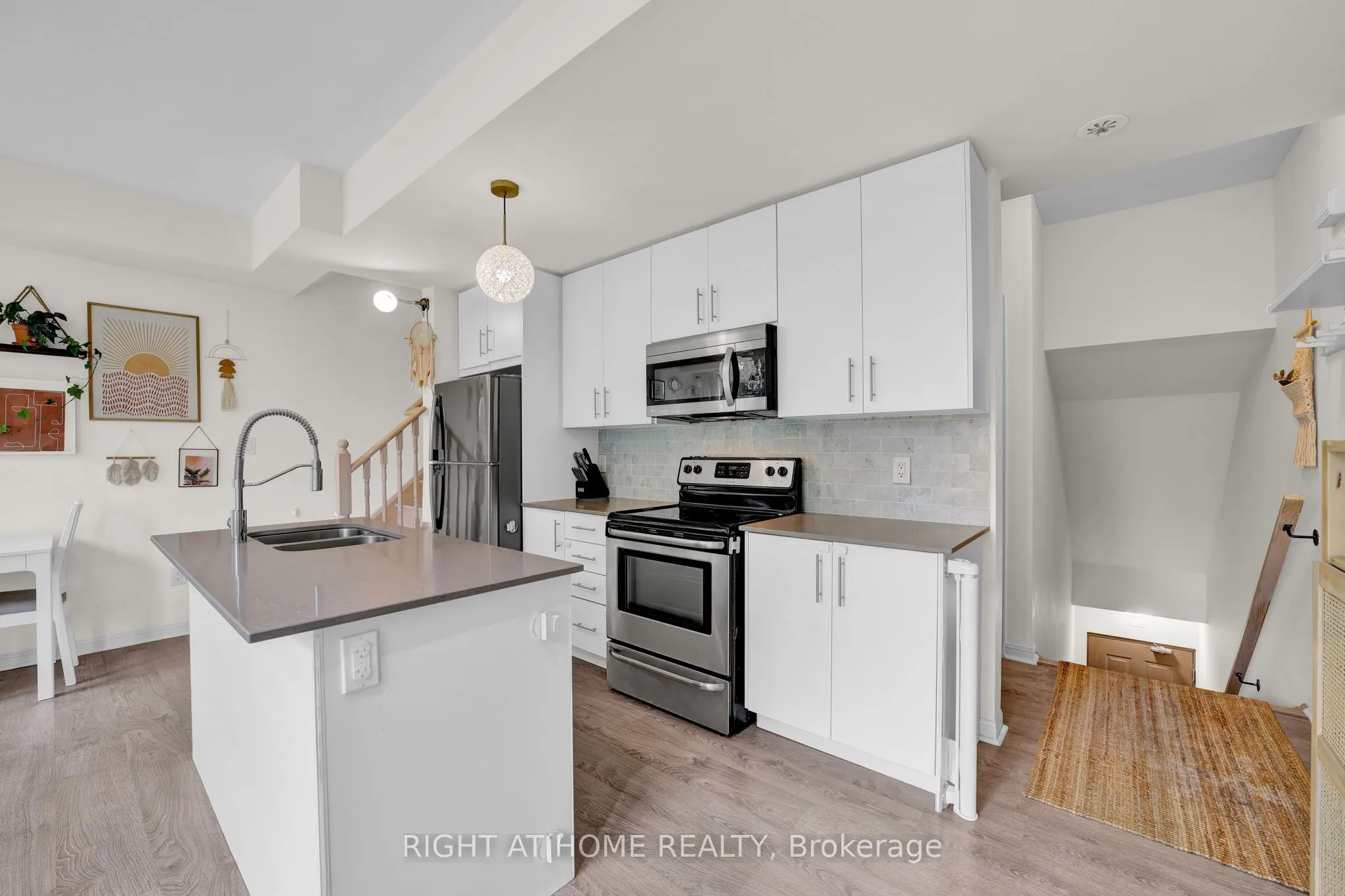 639 Lawrence Avenue W, #312