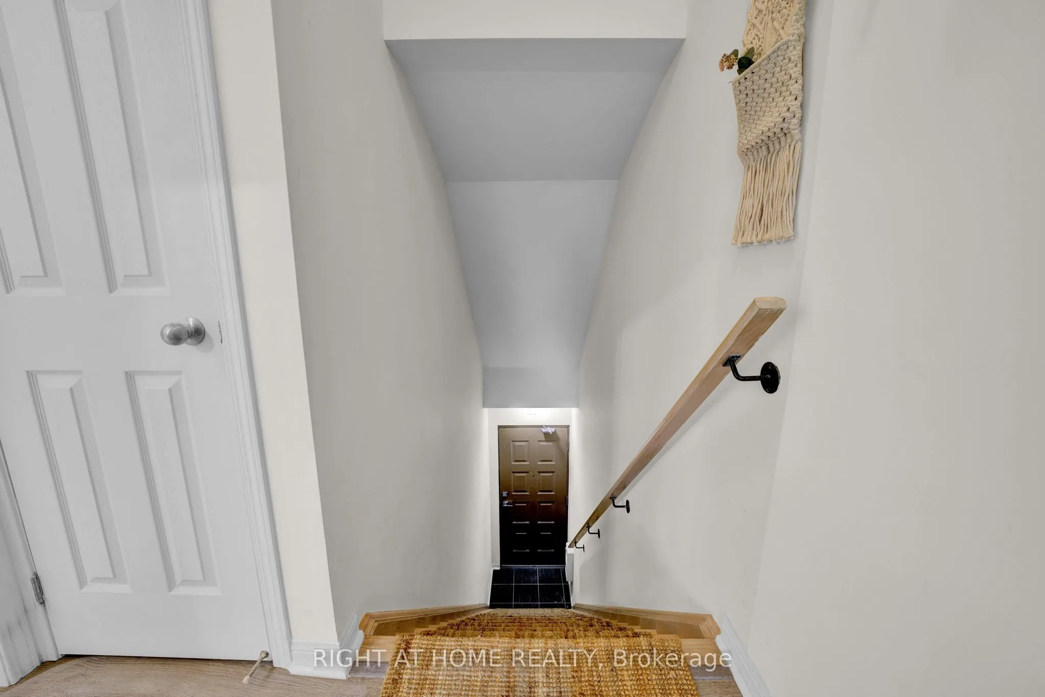 639 Lawrence Avenue W, #312