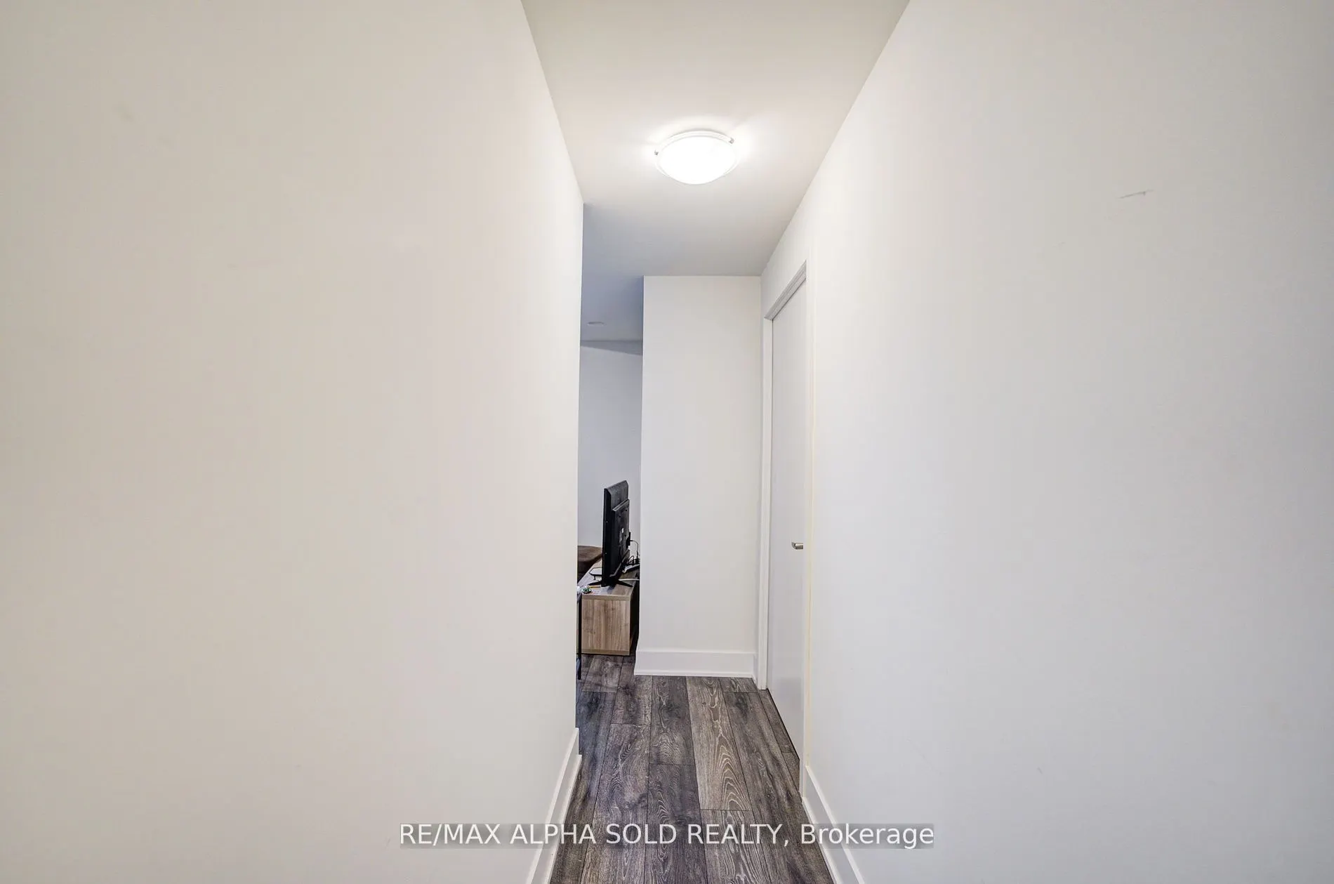 188 Fairview Mall Drive, #618