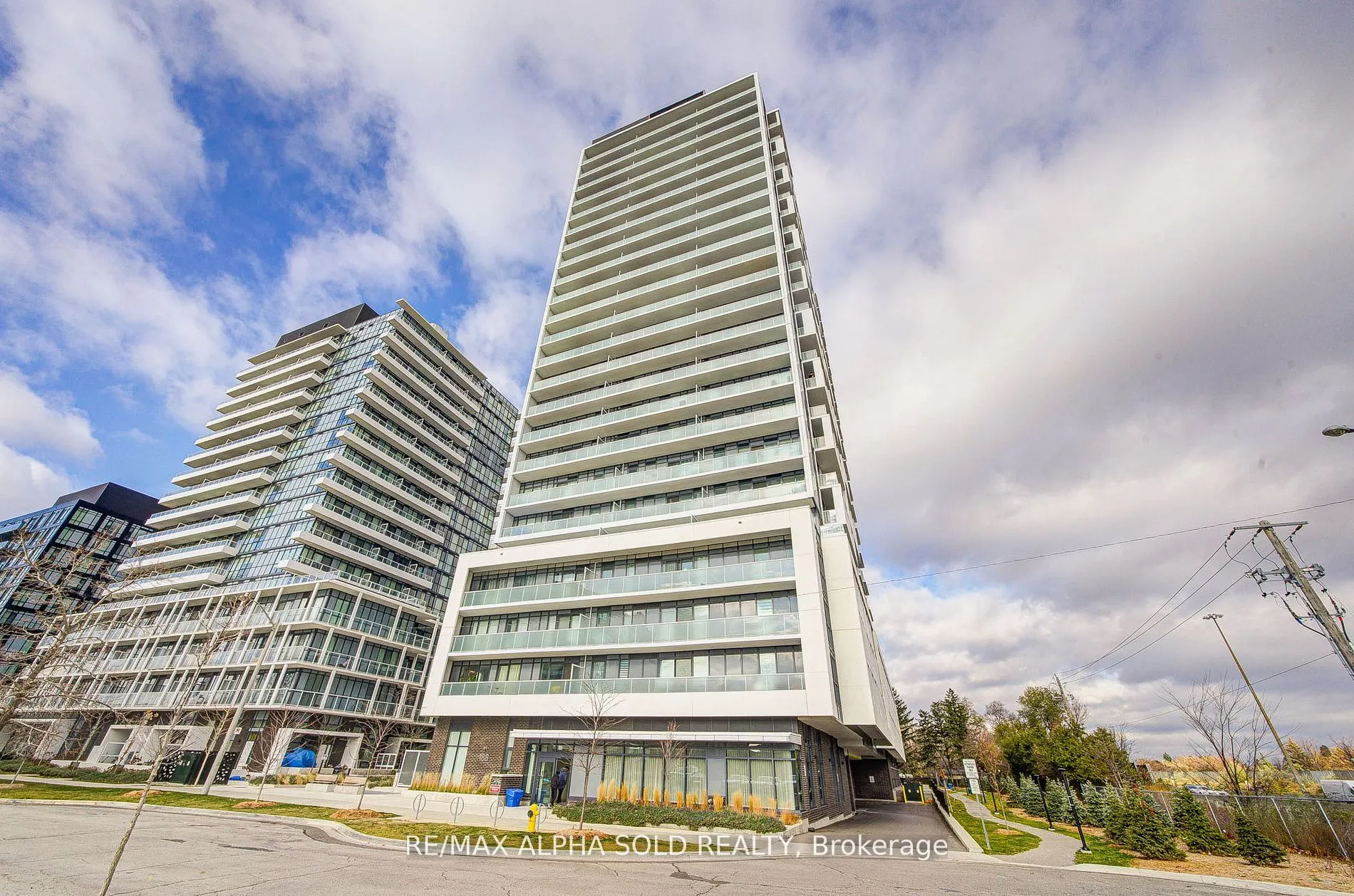 188 Fairview Mall Drive, #618