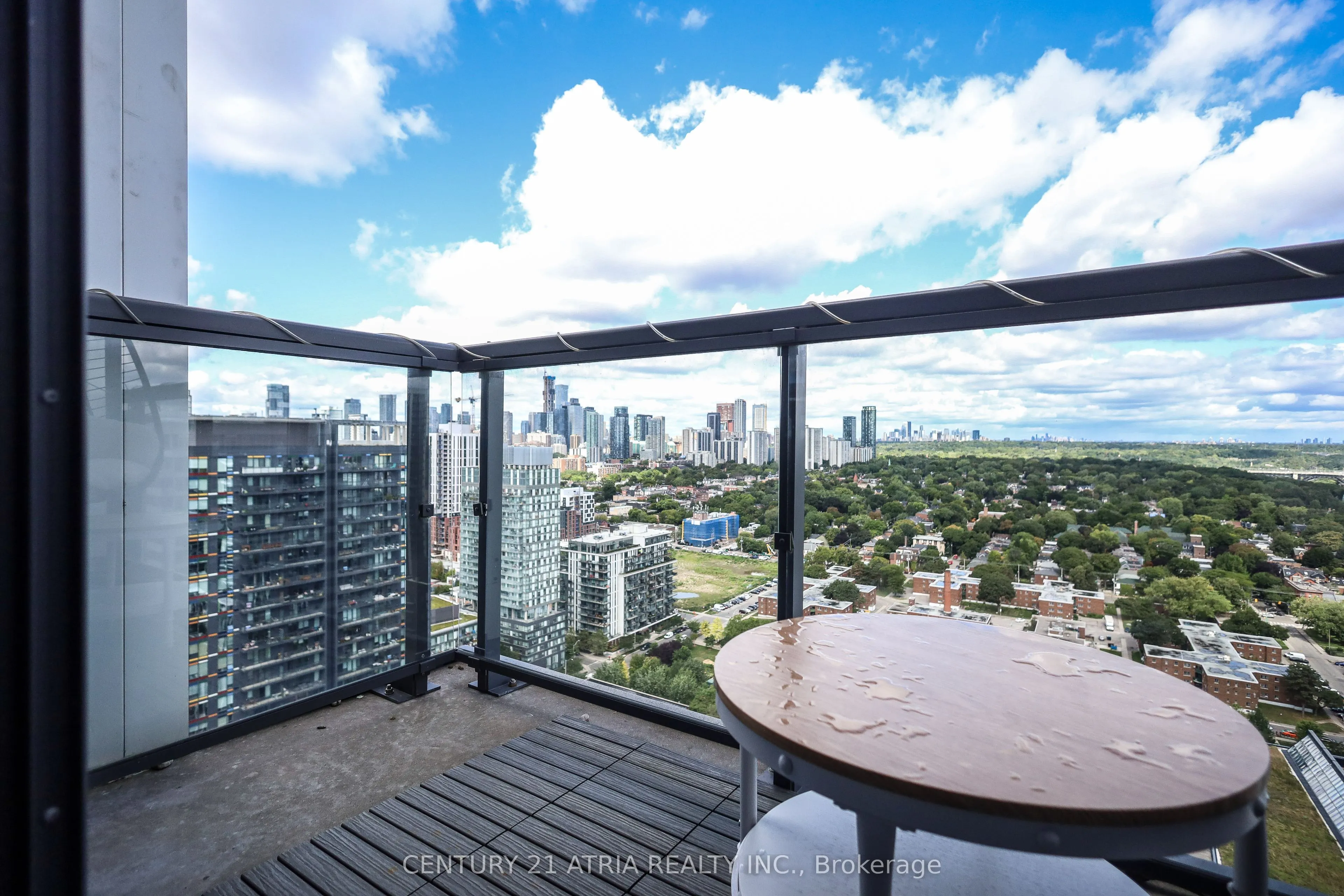 55 Regent park Boulevard, #PH 2910