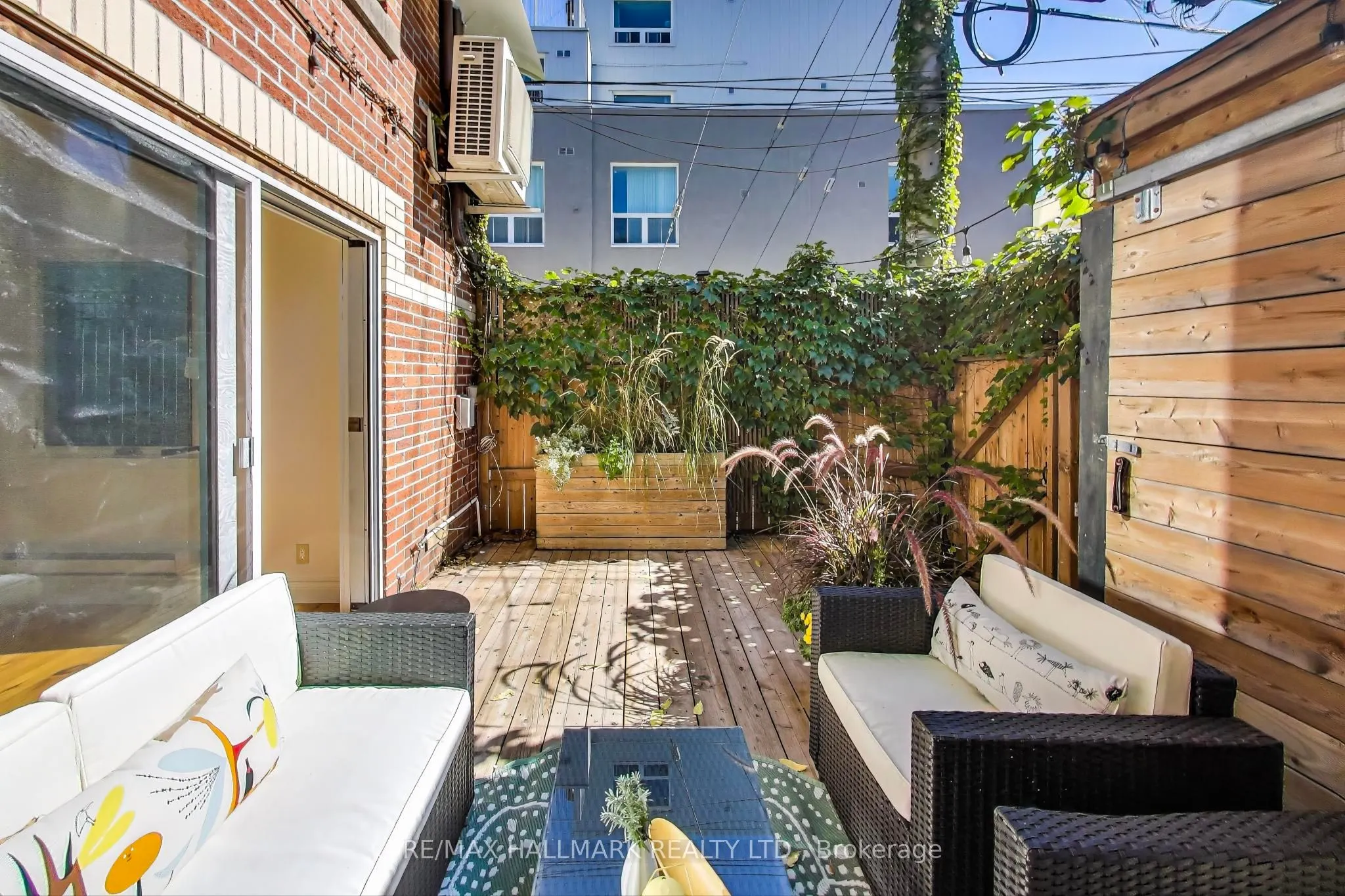 88 Poulett Street
