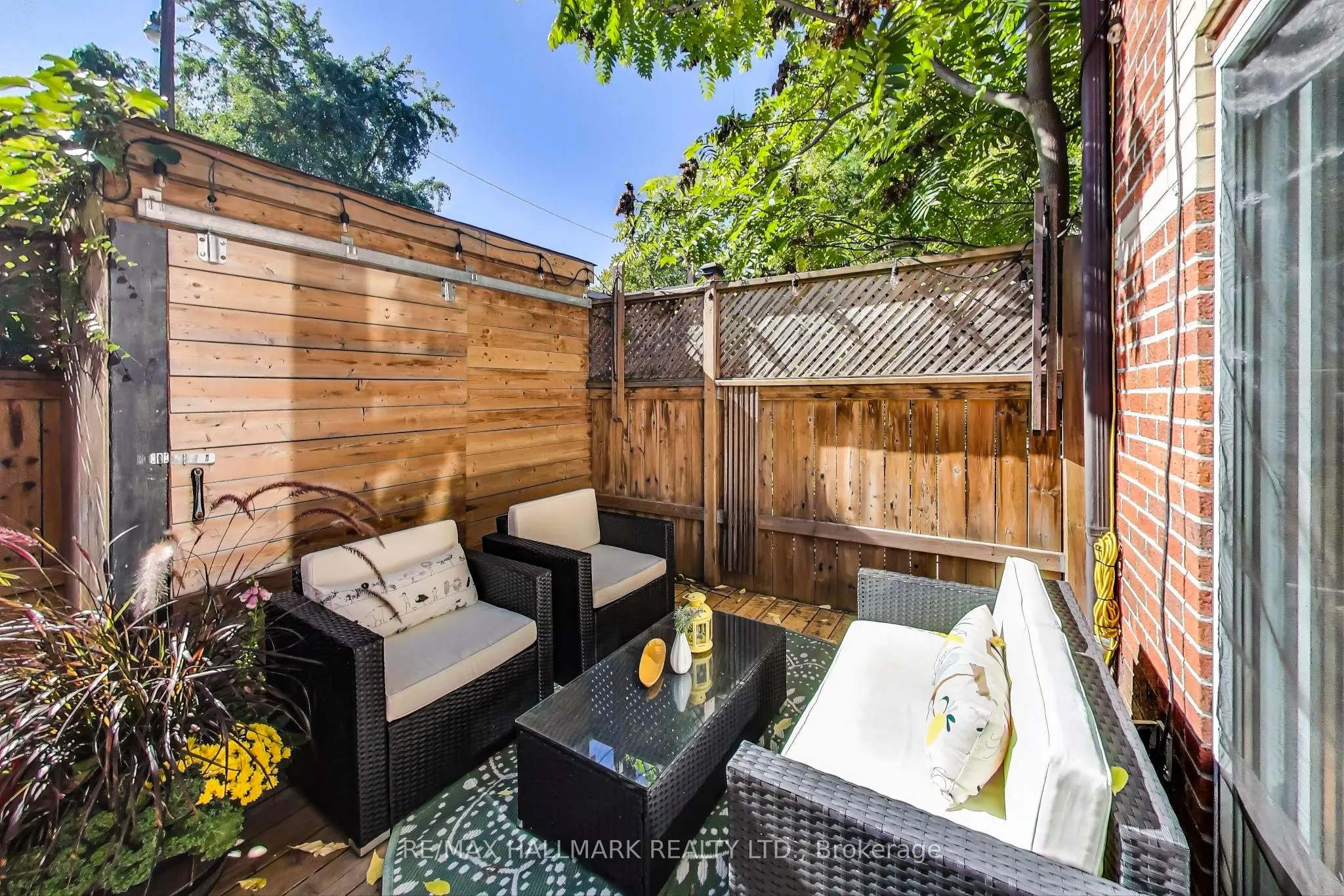 88 Poulett Street