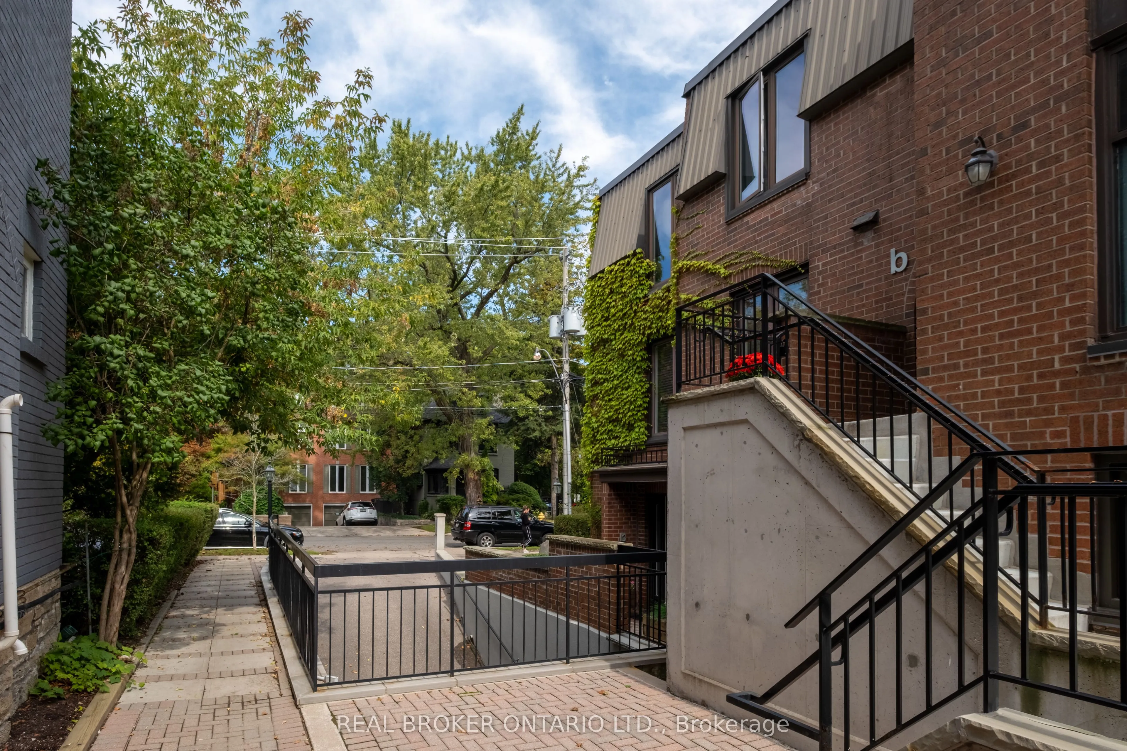 187 Sherwood Avenue, #B