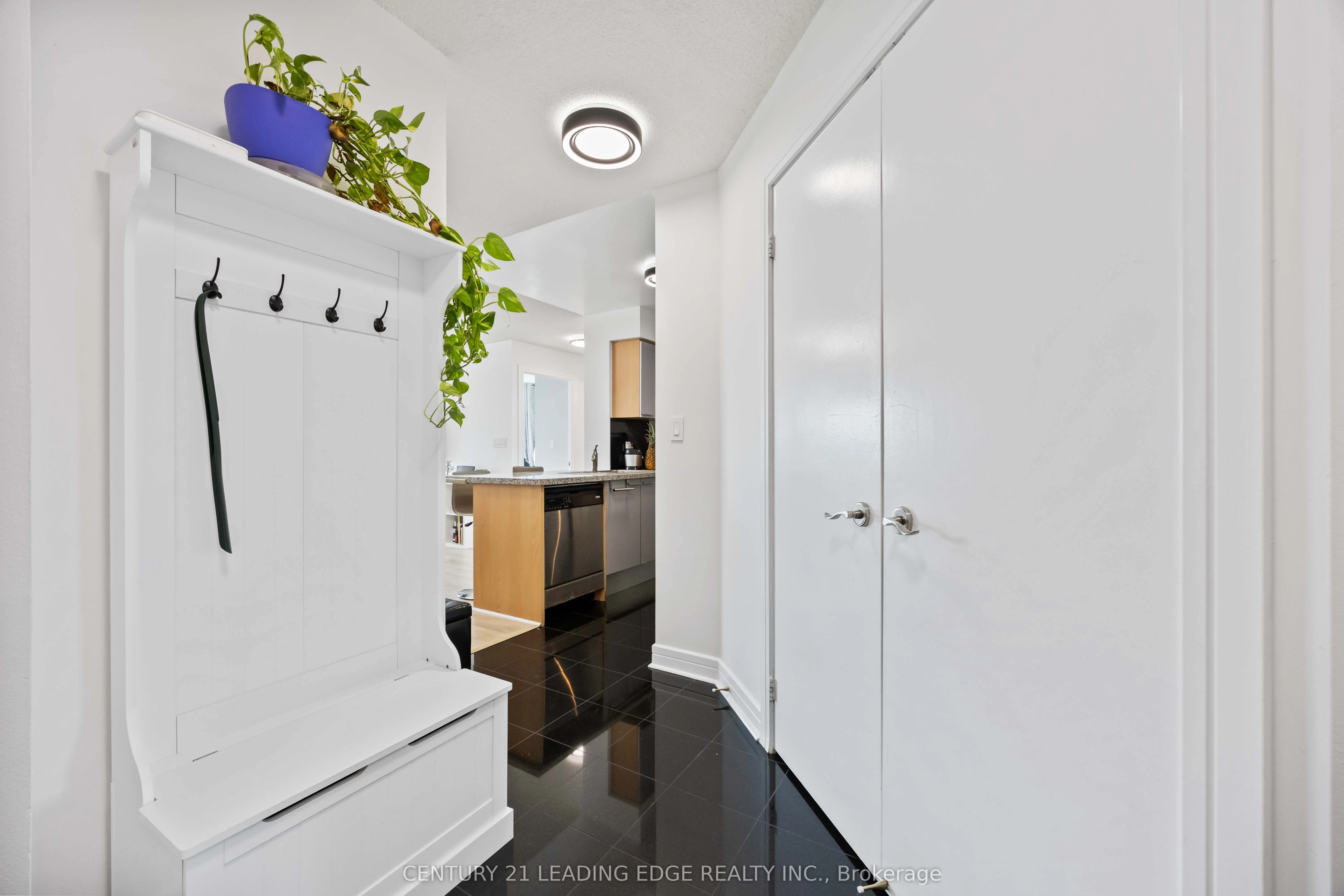 18 Harrison Garden Boulevard, #2008