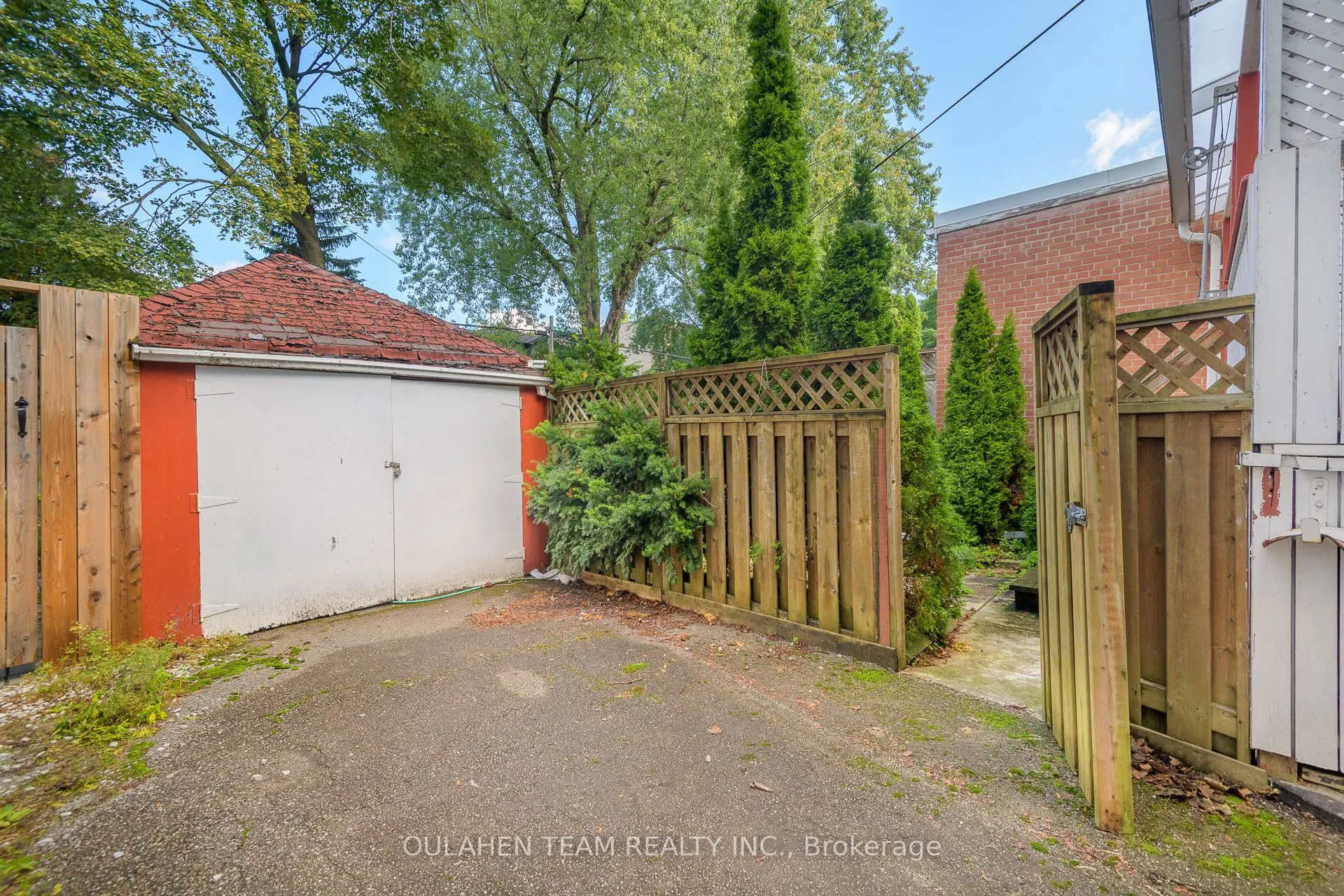 286 St Clements Avenue