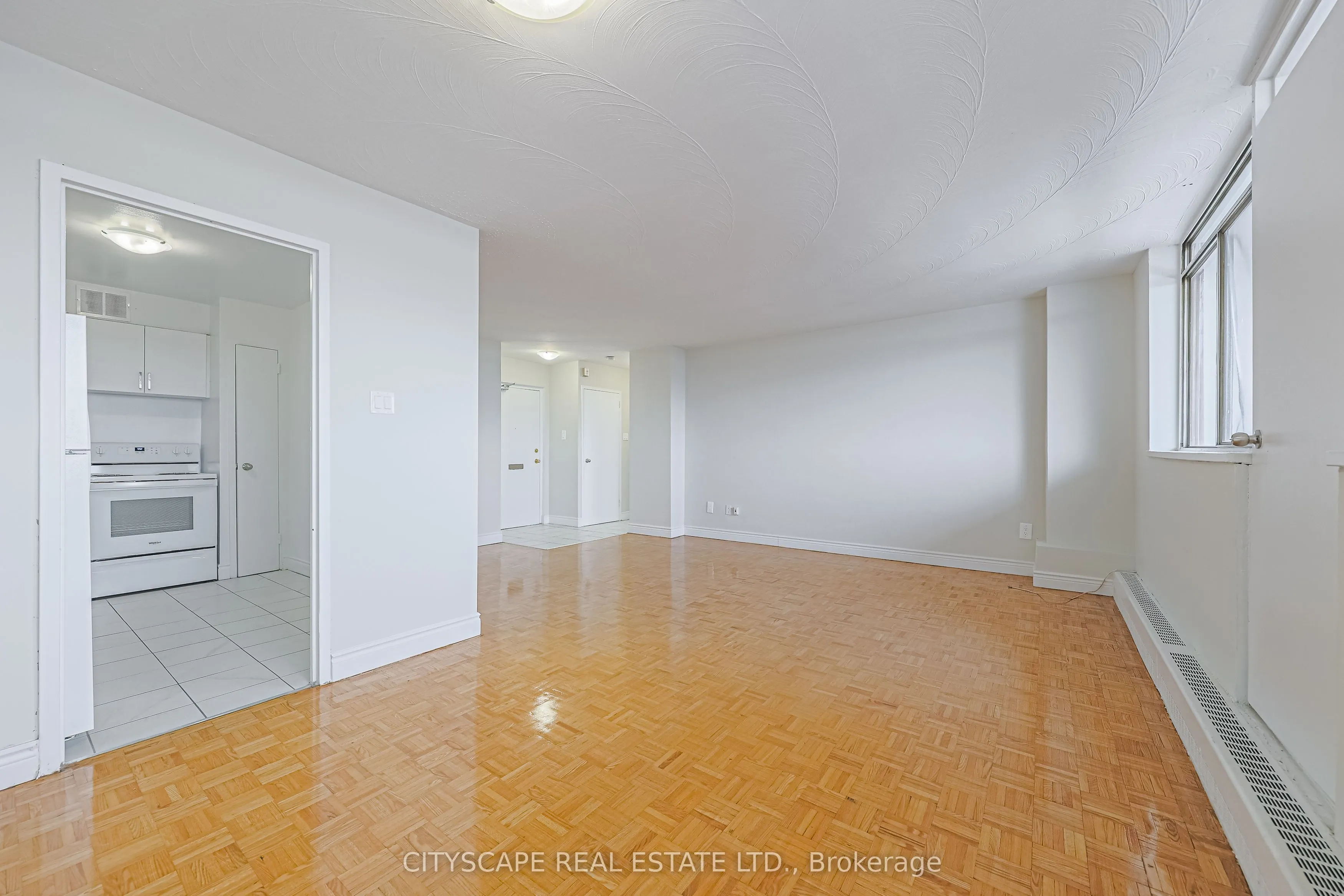 100 Rowena Drive, #303