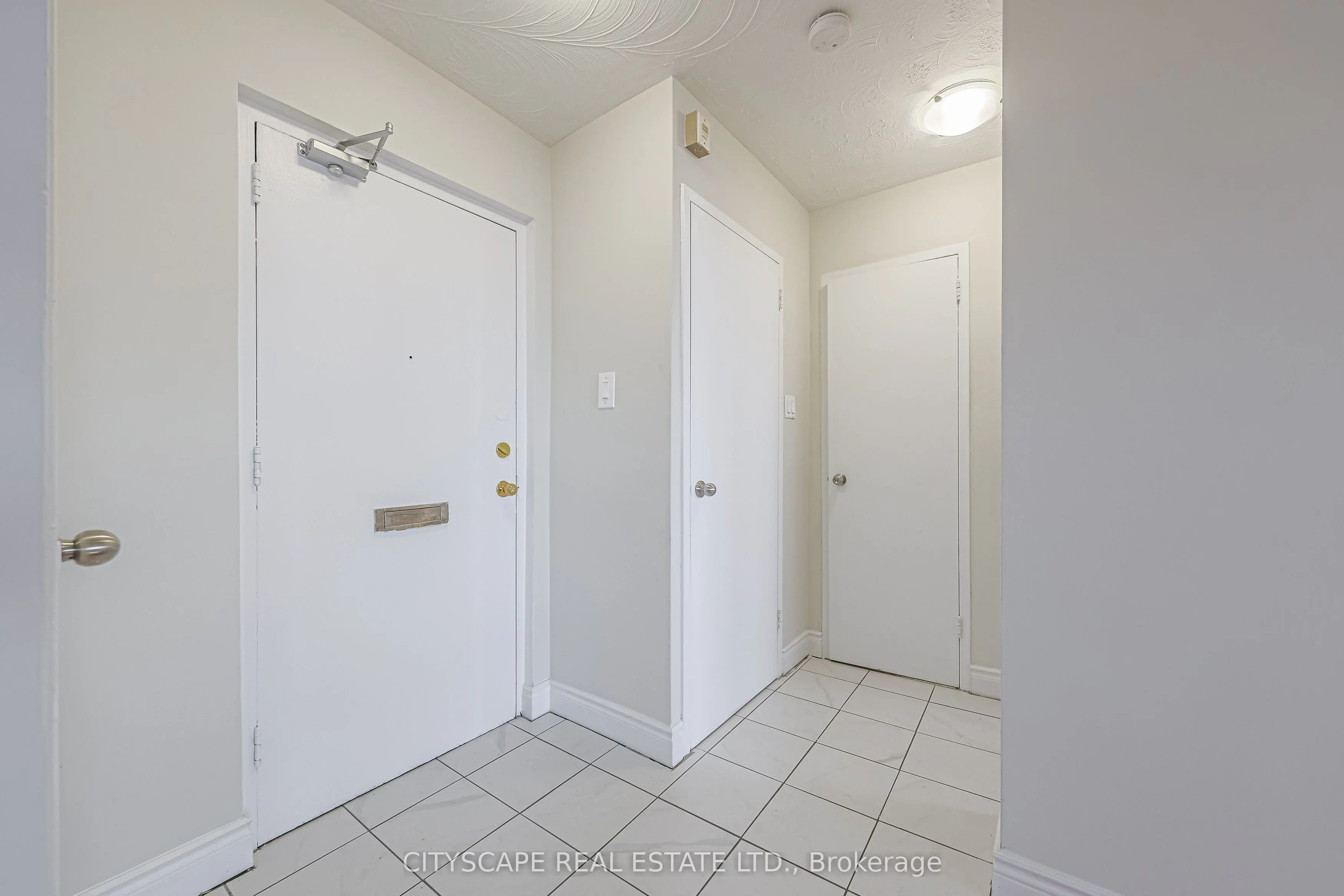 100 Rowena Drive, #303