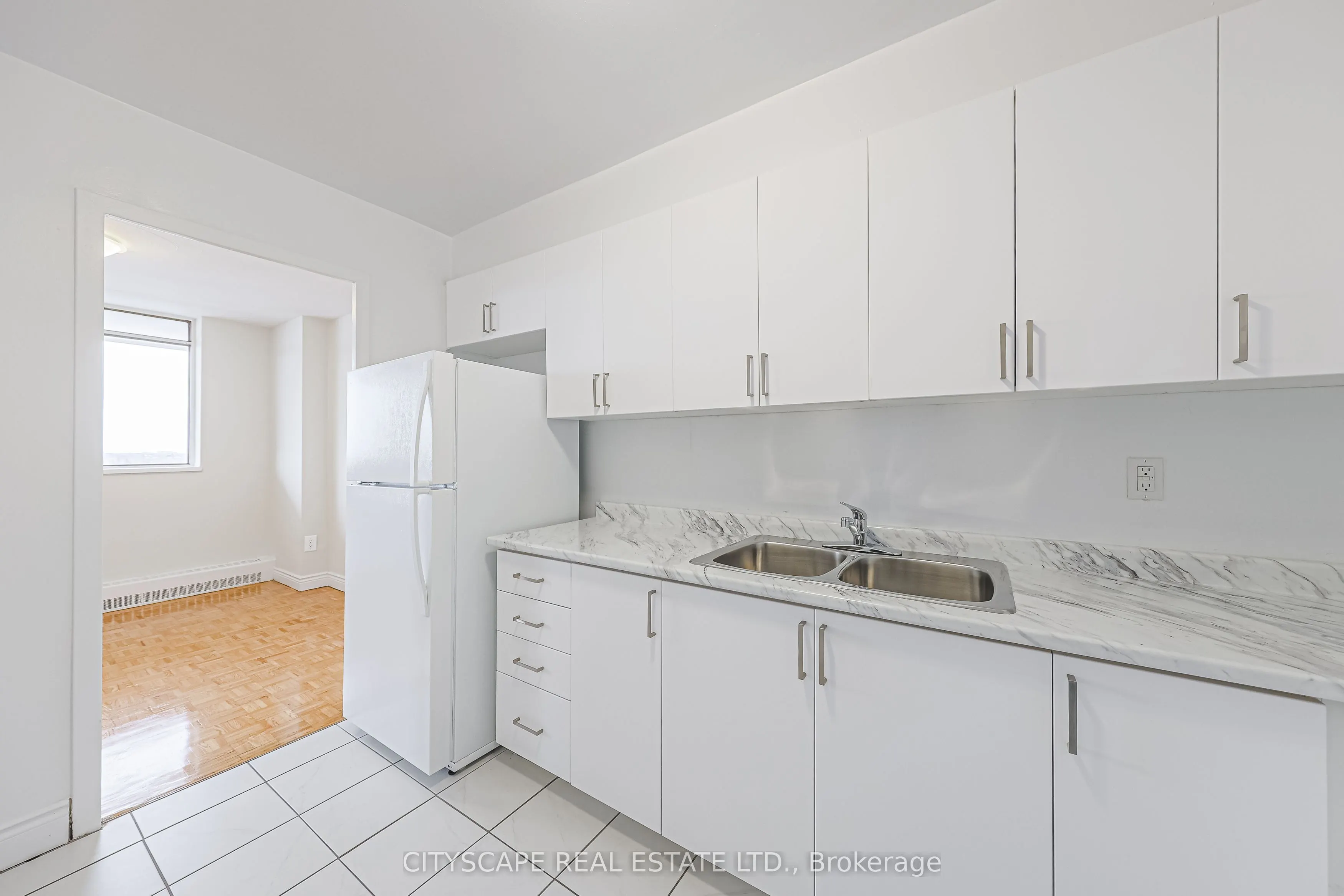 100 Rowena Drive, #303