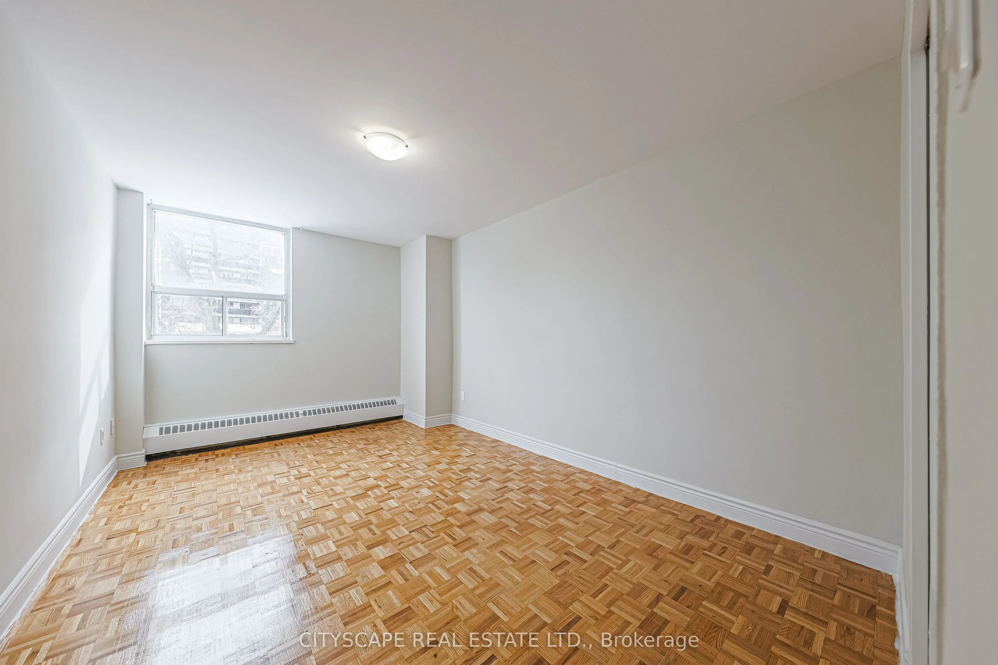 100 Rowena Drive, #609